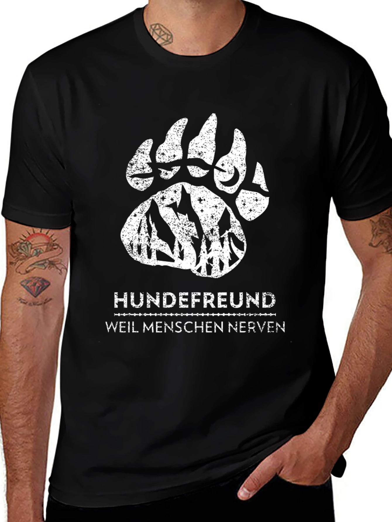 Variant 8 of Dog Lover's T-Shirt - German Text, Bear Paw Design