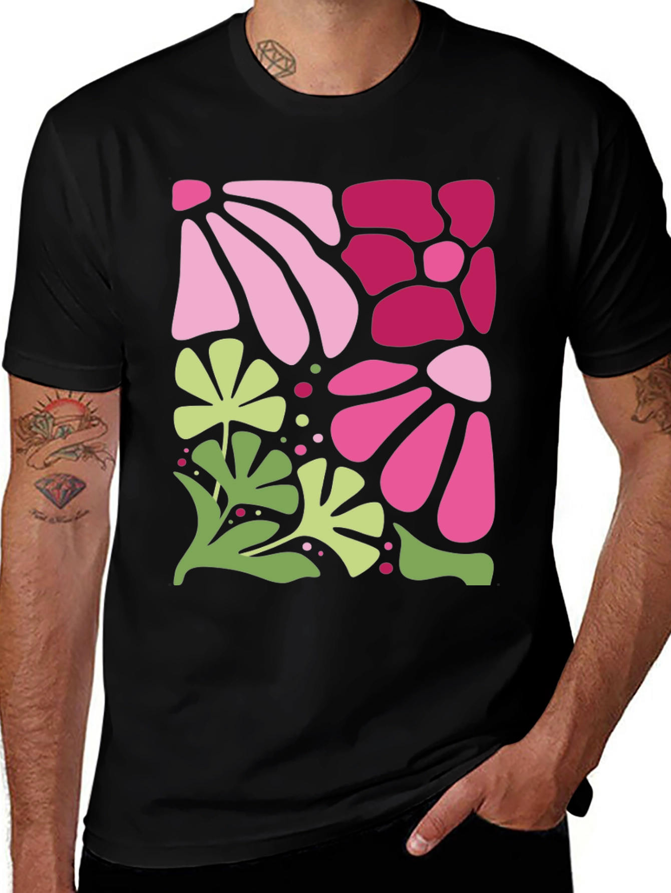 Variant 26 of Floral Pattern Black T-Shirt