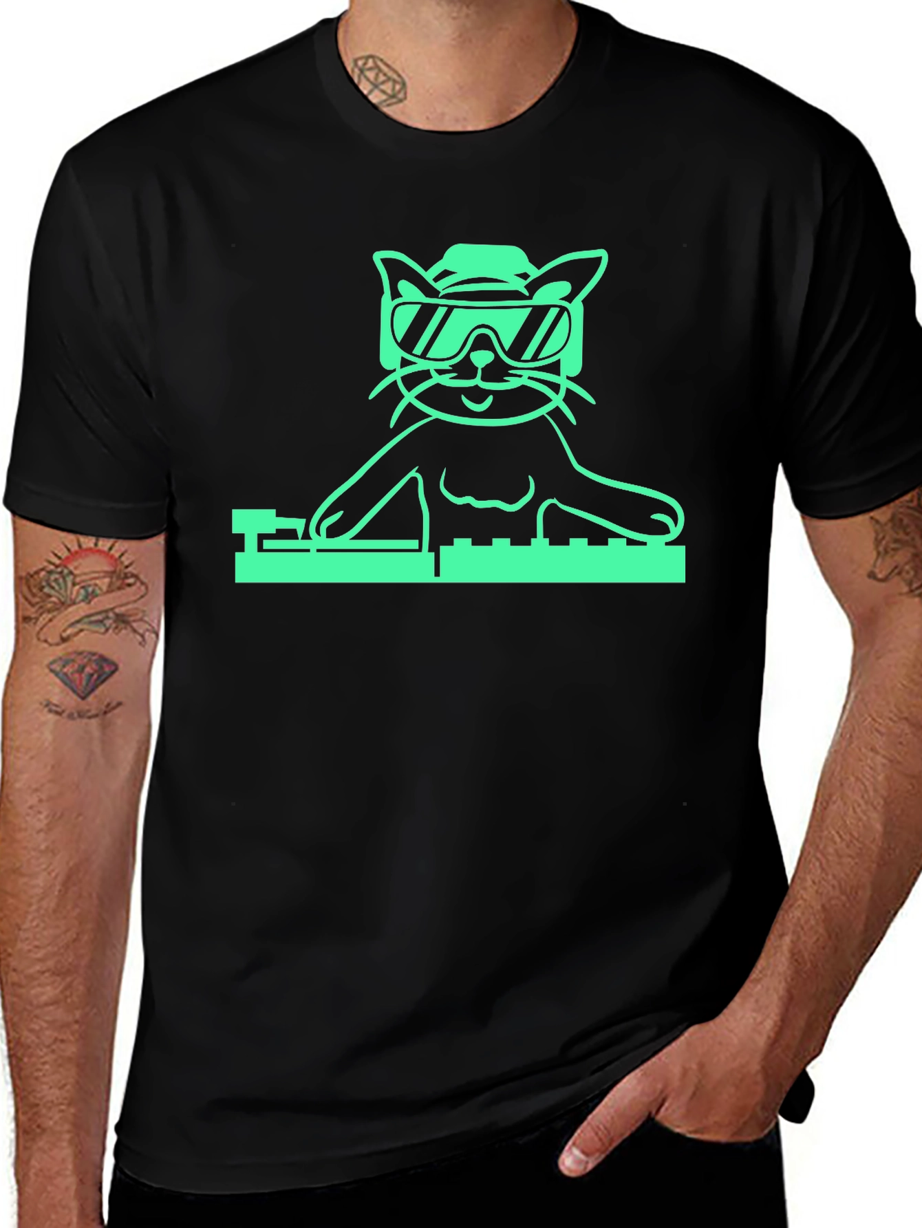 DJ Cat Graphic T-Shirt - Cool Cat Tee