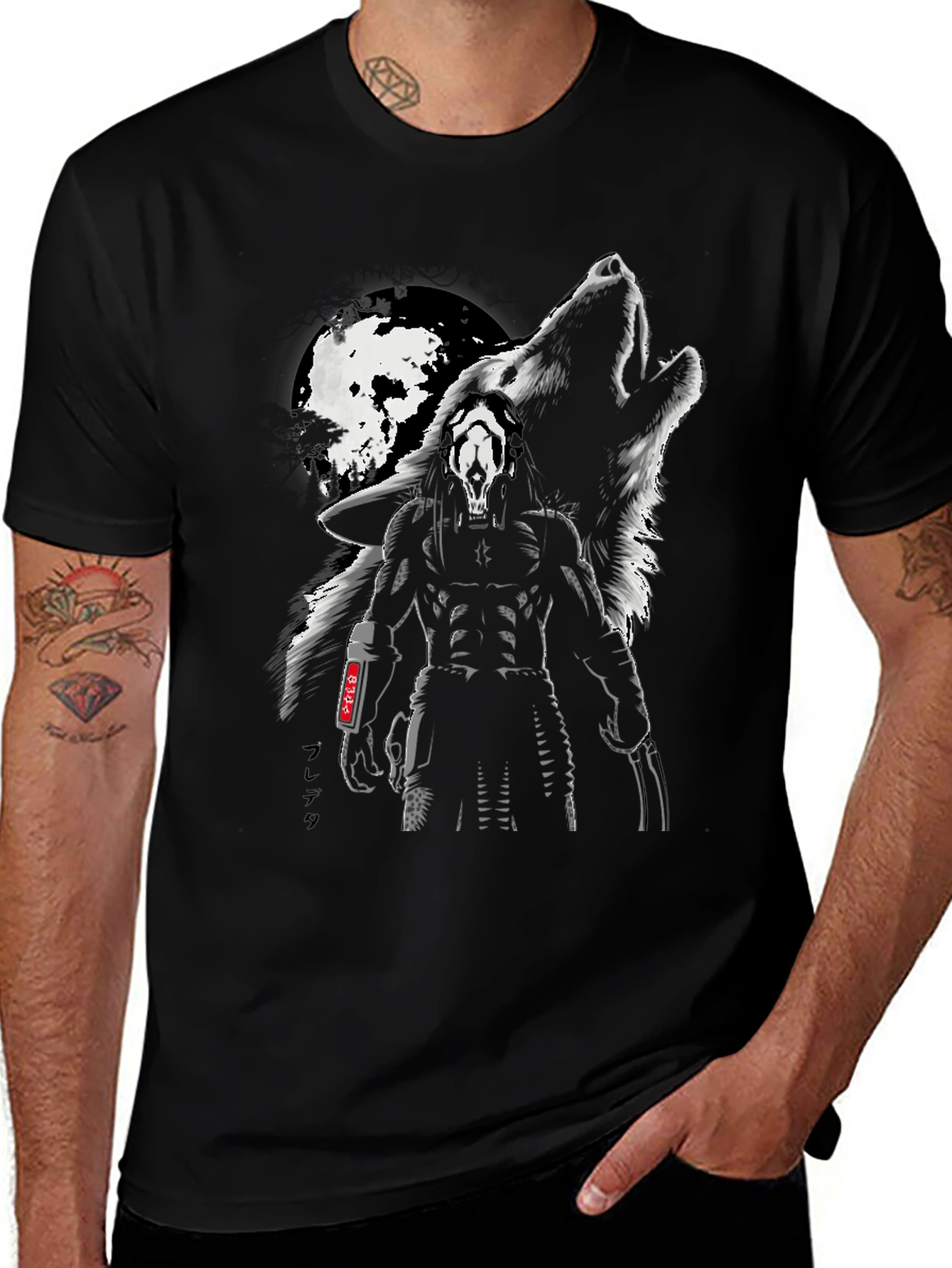Variant 21 of Predator Wolf Moon Black T-Shirt