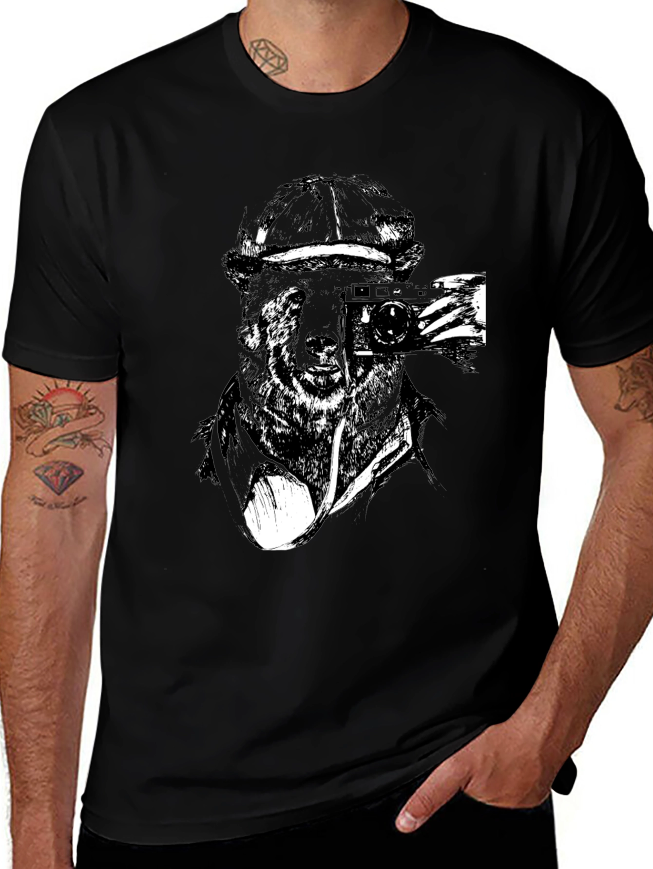 Variant 29 of Bear Photographer Black Graphic Tee