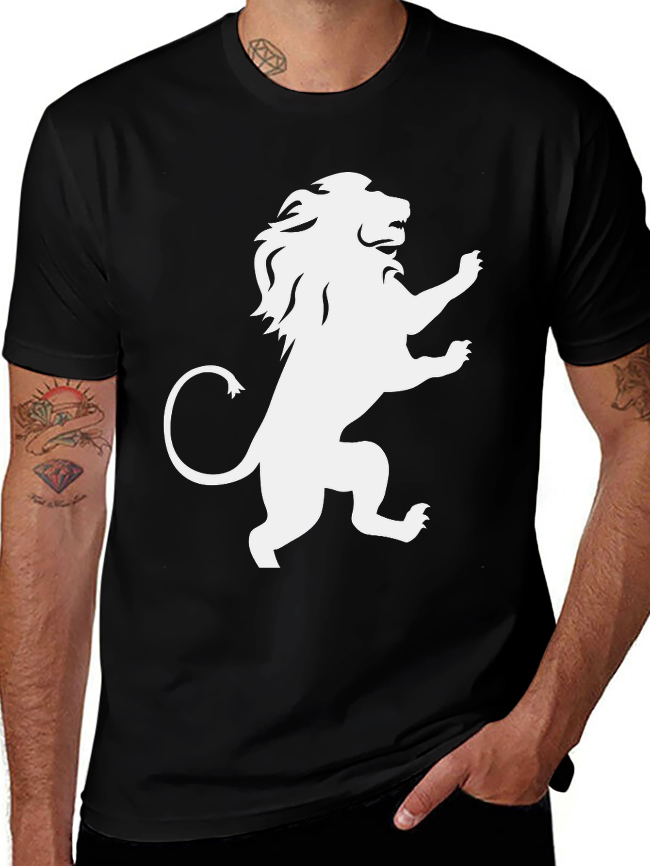 Variant 23 of Lion Graphic Black T-Shirt