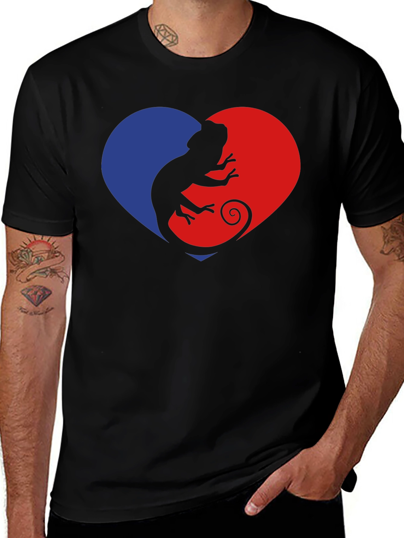 Variant 5 of Lizard Heart Graphic Tee - Unique Reptile Lover Gift