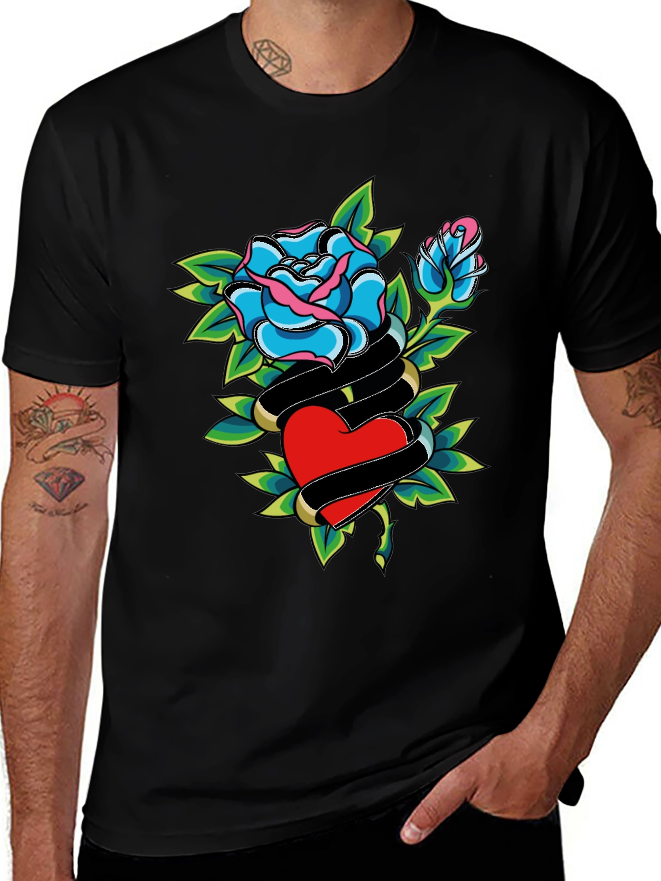 Variant 14 of Rose & Heart Graphic Black T-Shirt