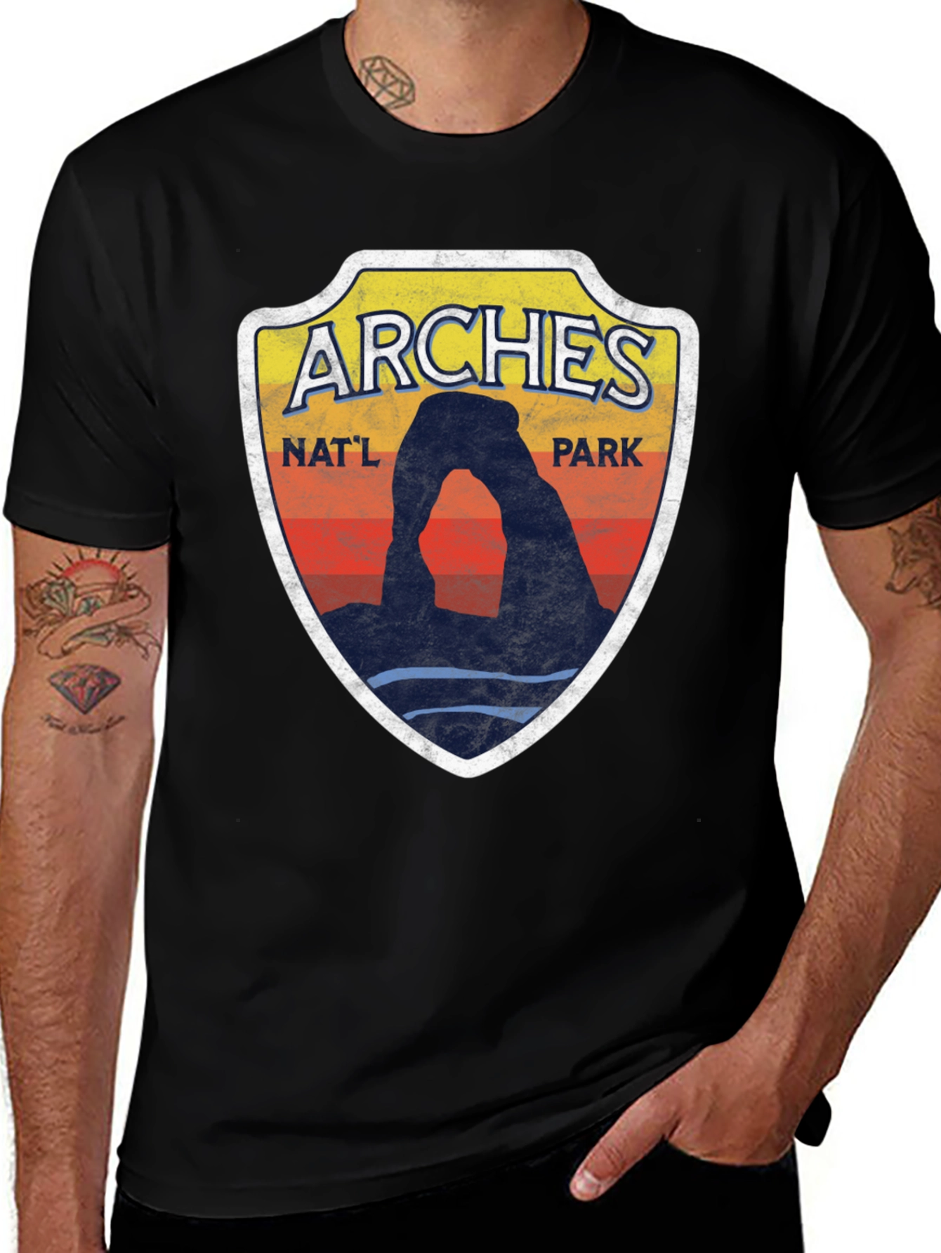 Arches National Park T-Shirt - Retro Graphic Tee