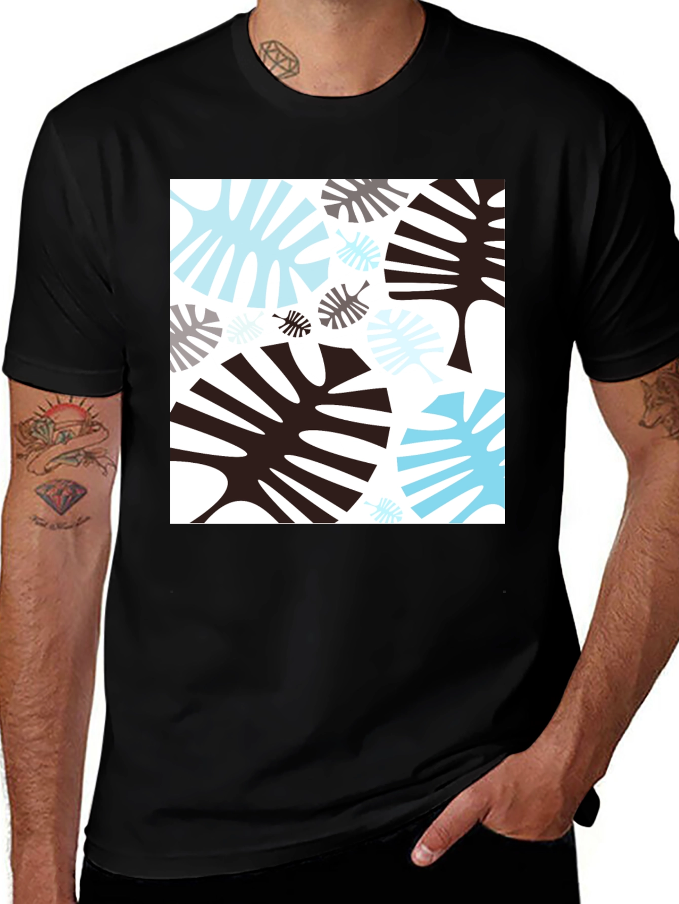 Variant 3 of Tropical Leaf Print Black T-Shirt