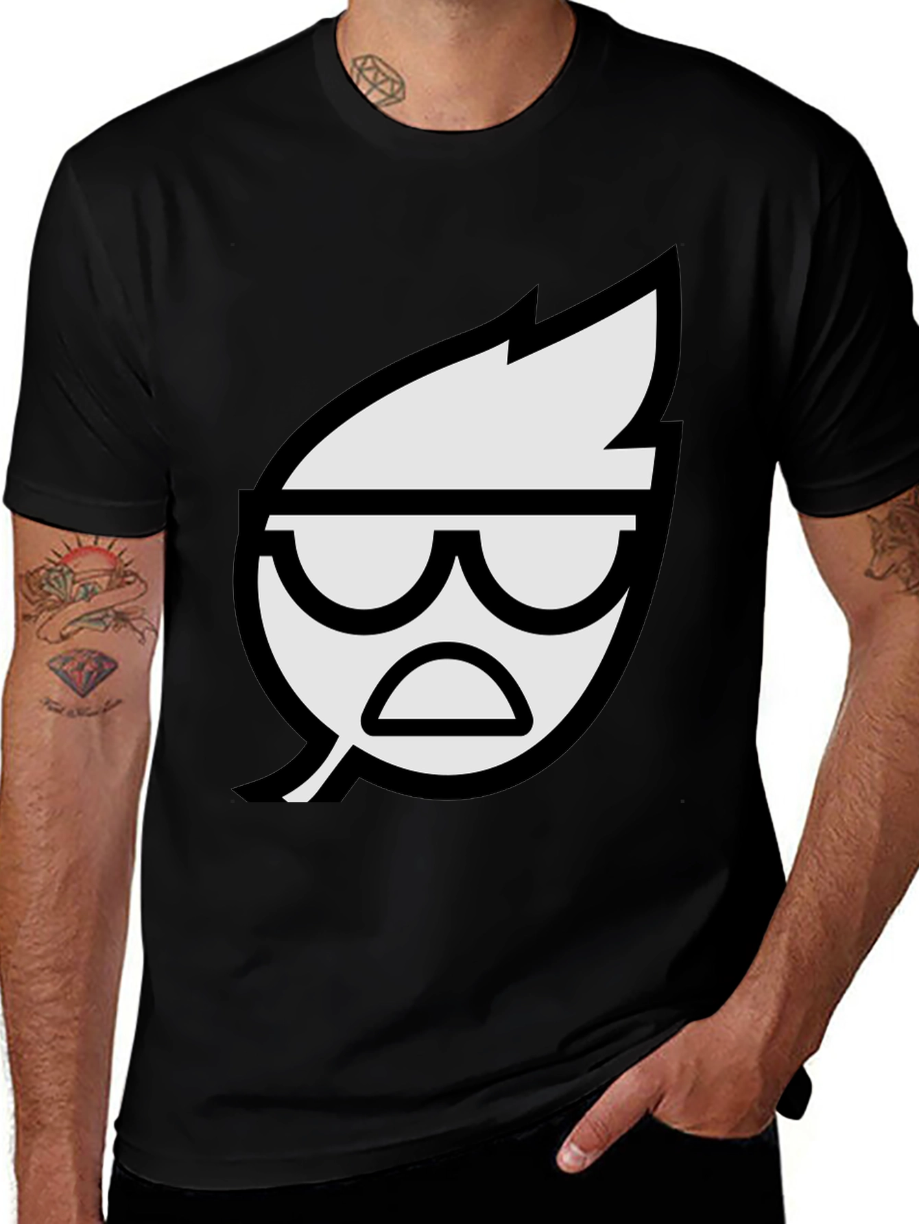 Variant 3 of Cool Leaf Graphic Black T-Shirt