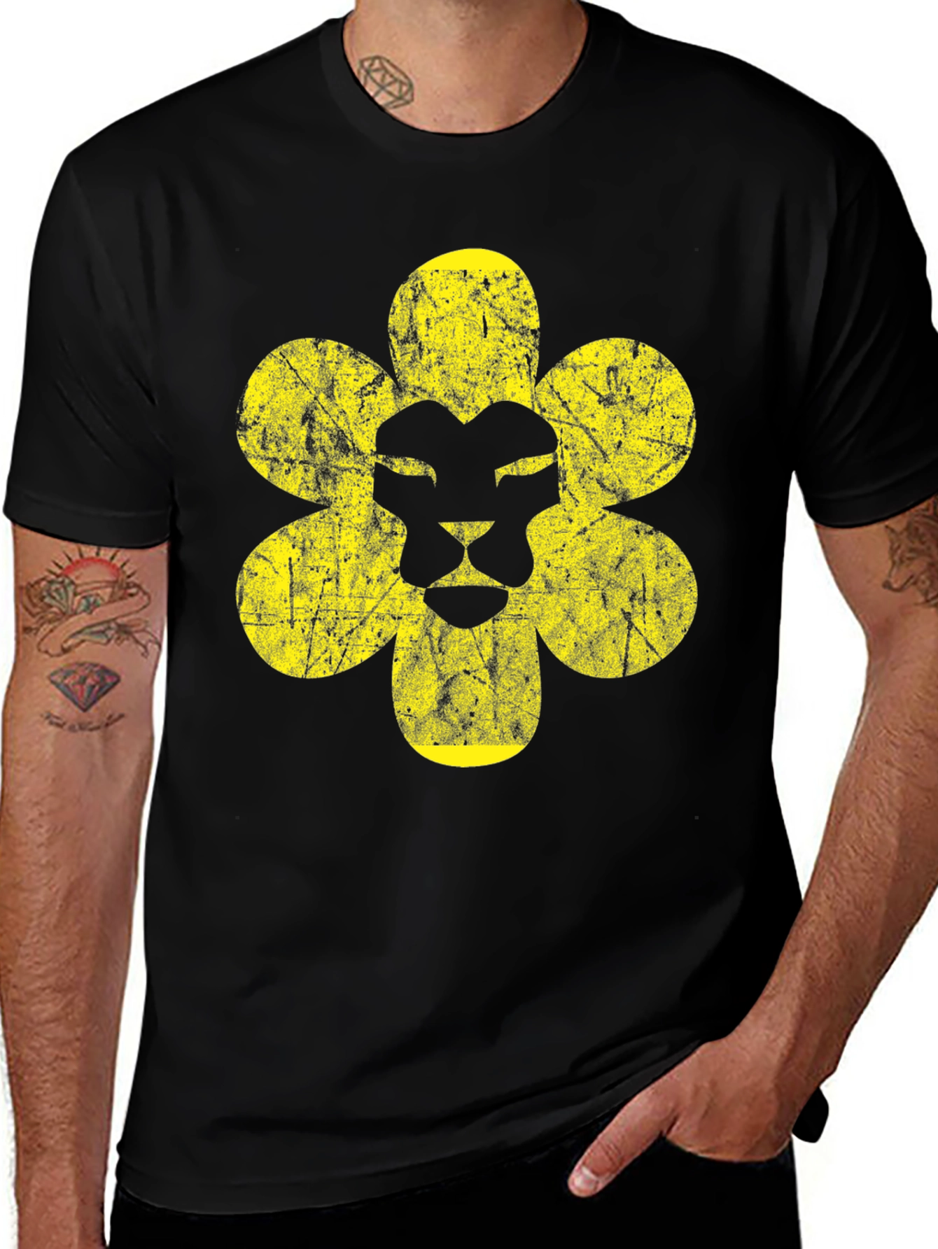 Variant 13 of Lion Flower Graphic Print Black T-Shirt