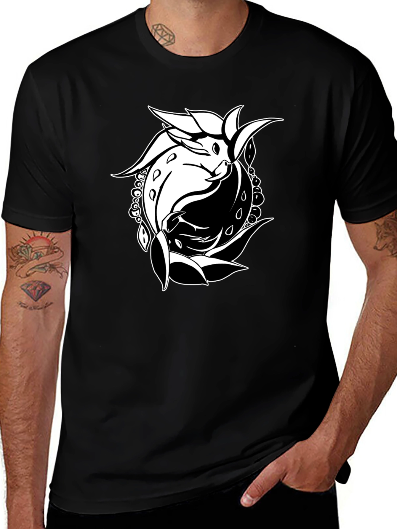 Variant 10 of Yin Yang Floral T-Shirt - Black