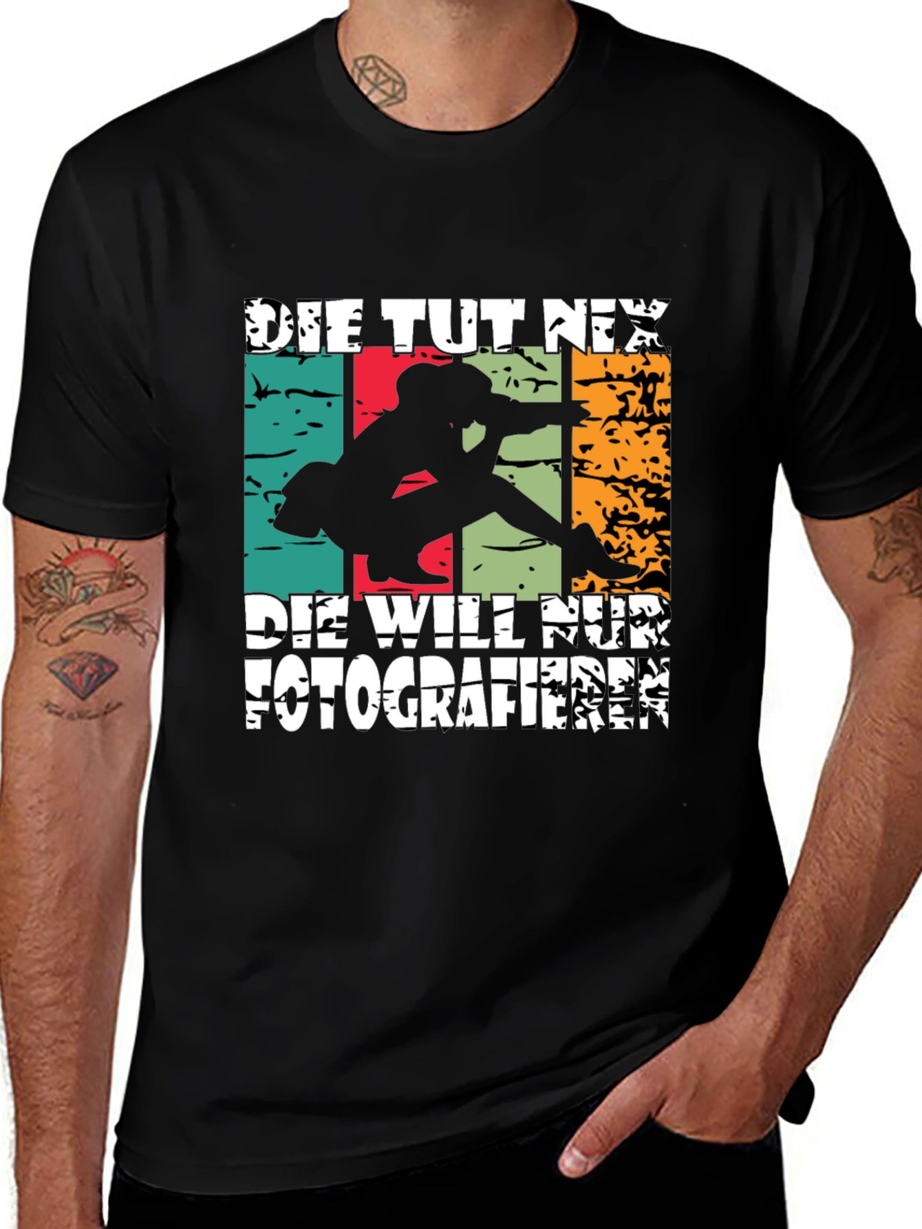 Variant 25 of Photographer T-Shirt - "Die Tut Nix Die Will Nur Fotografieren"