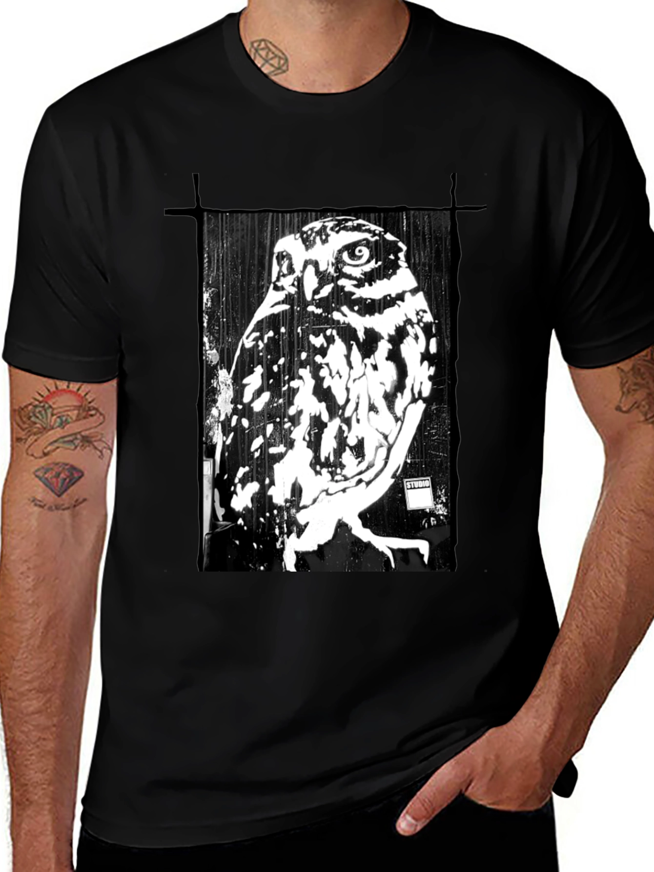 Variant 20 of Owl Graphic Print Black T-Shirt