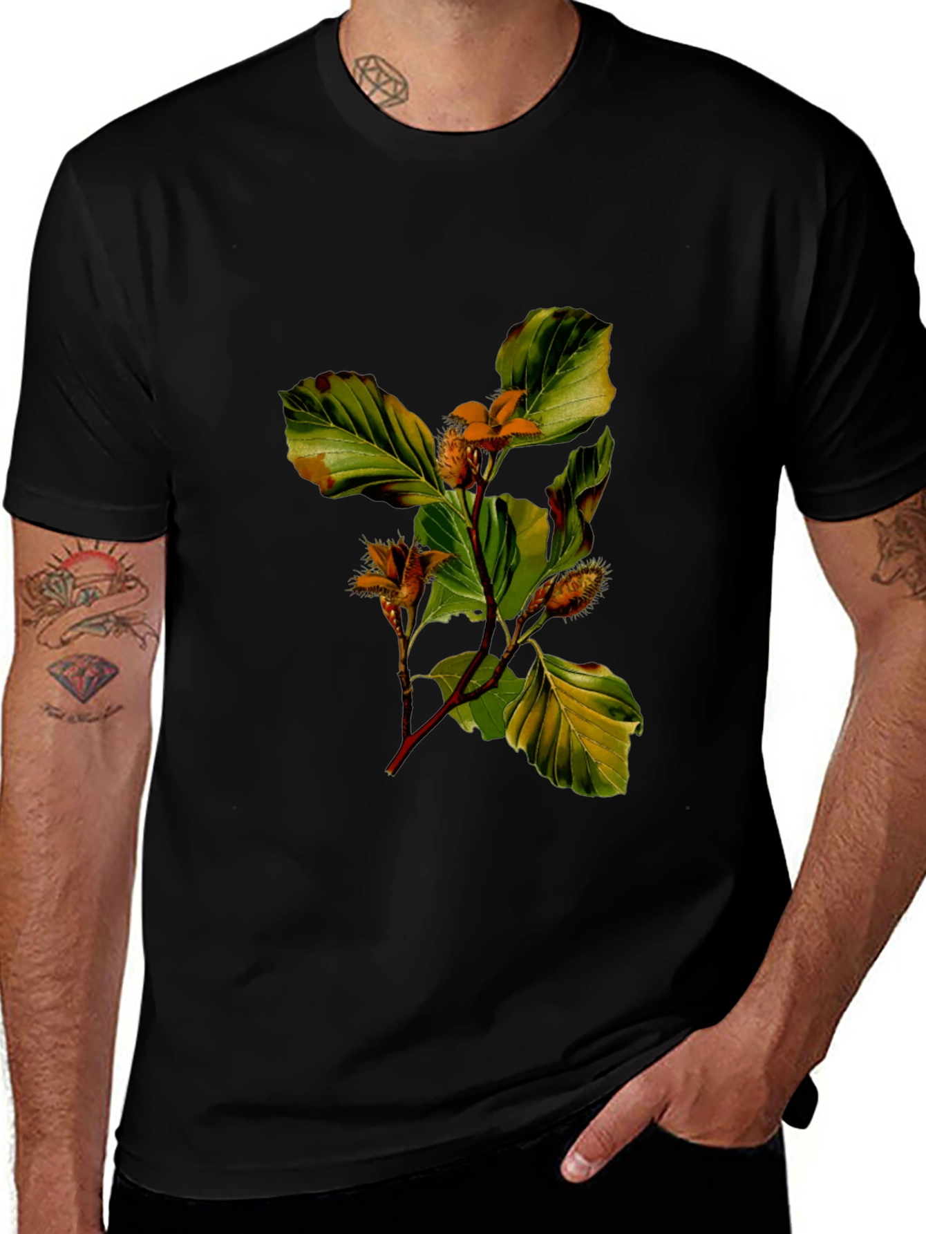 Variant 11 of Botanical Print Black T-Shirt