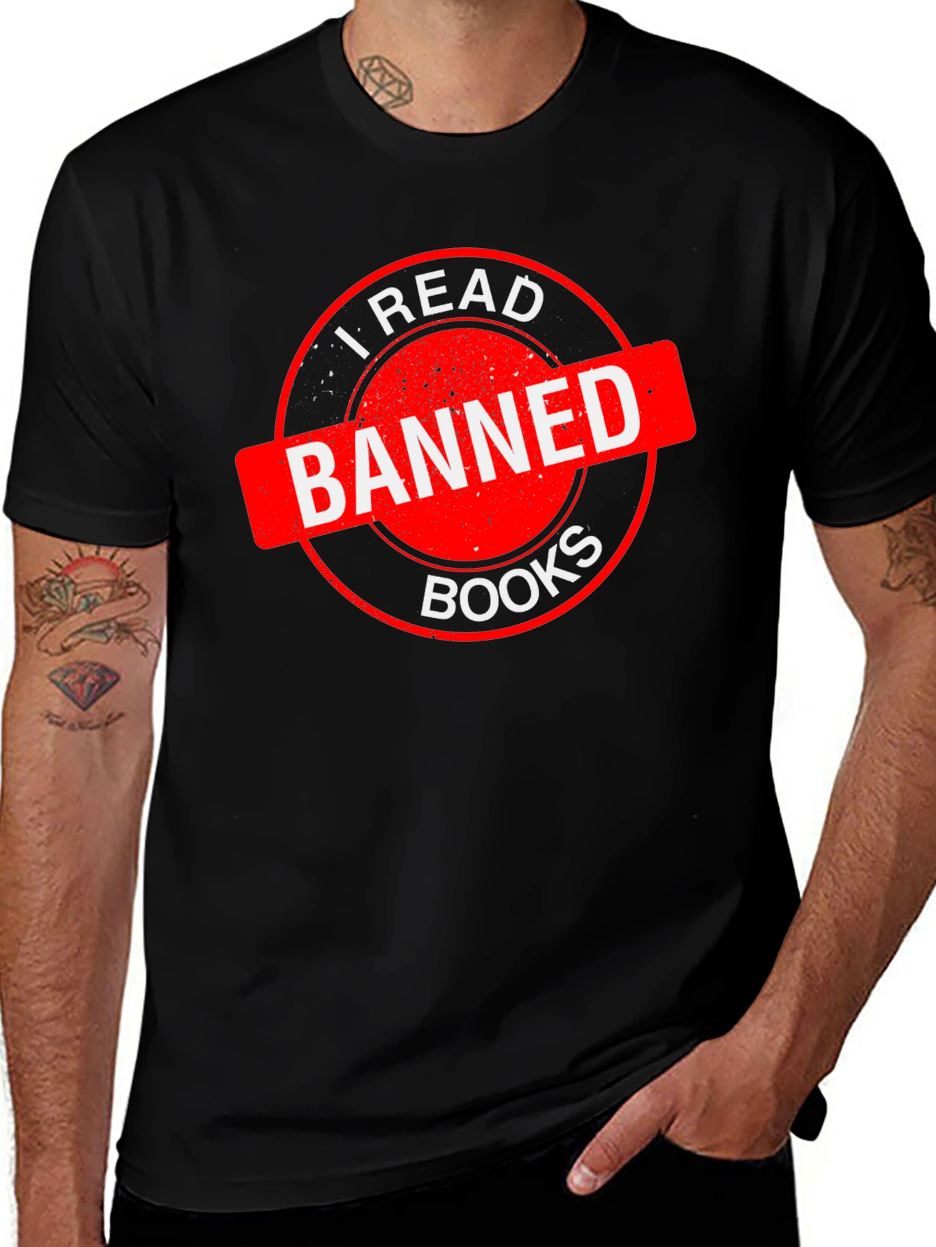 I Read Banned Books T-Shirt - Unisex