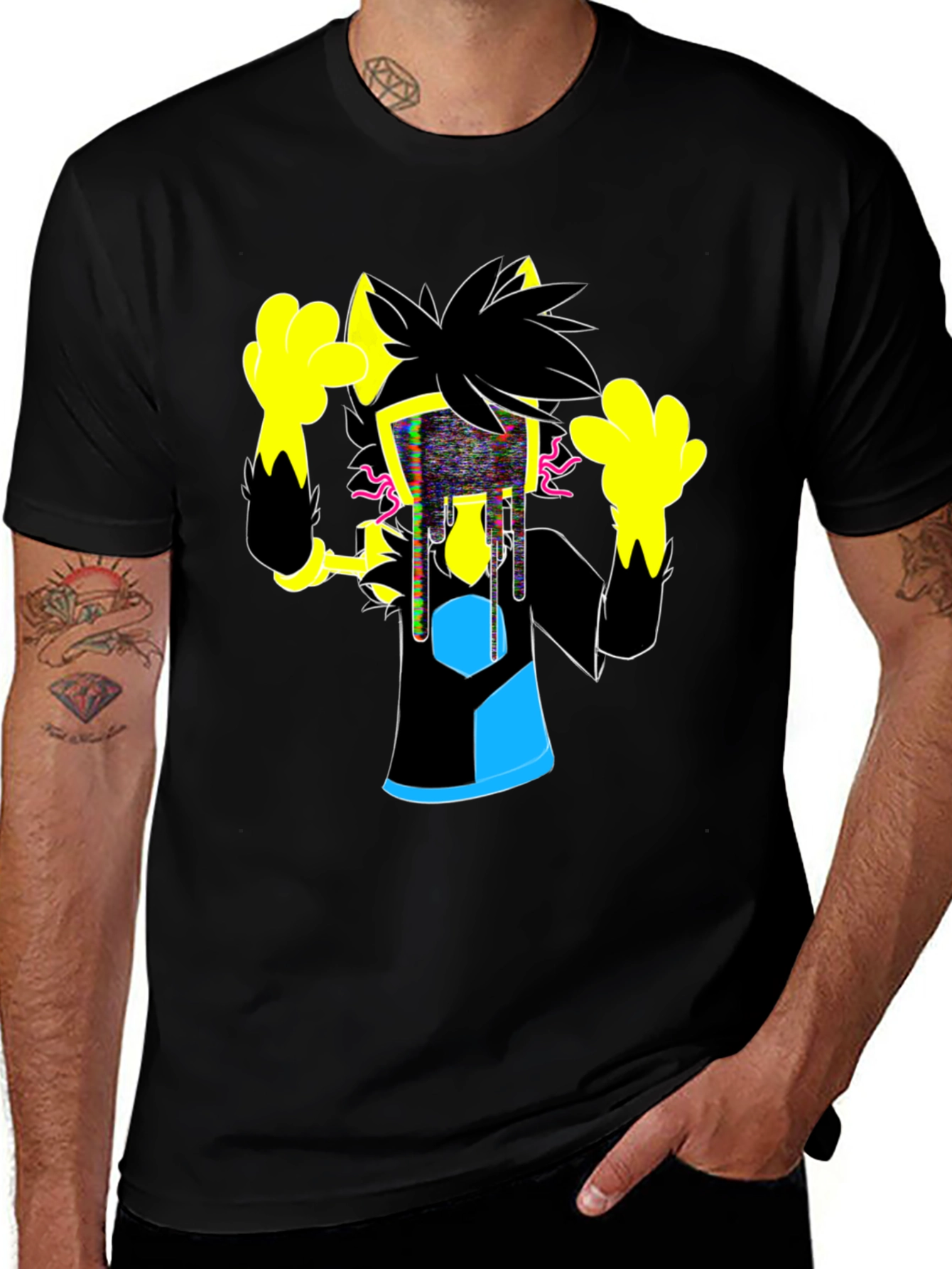 Variant 12 of Abstract Graphic Print Black Cotton T-Shirt