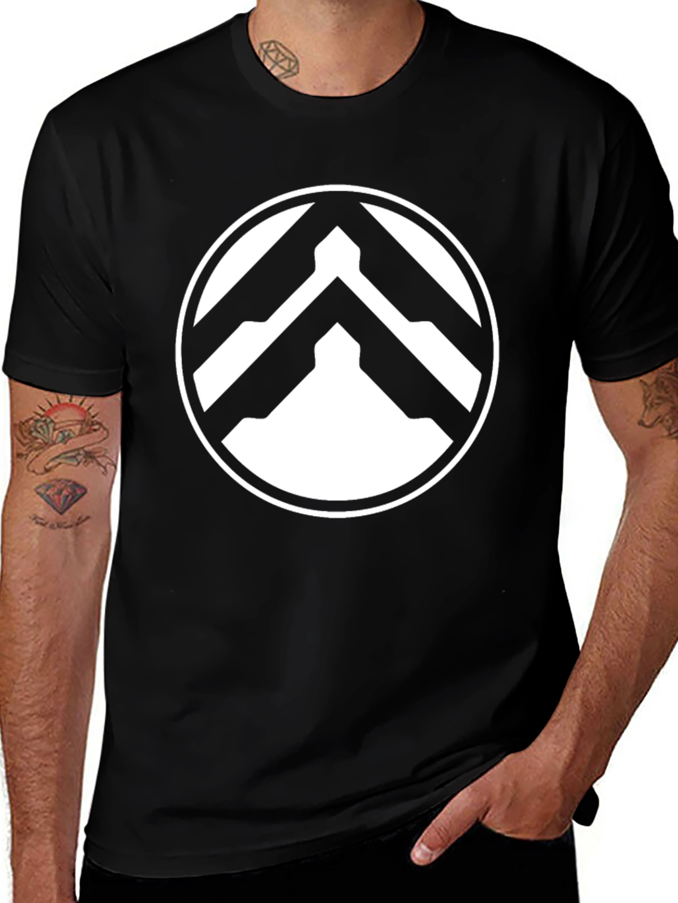 Variant 12 of Geometric Arrow Graphic Black T-Shirt