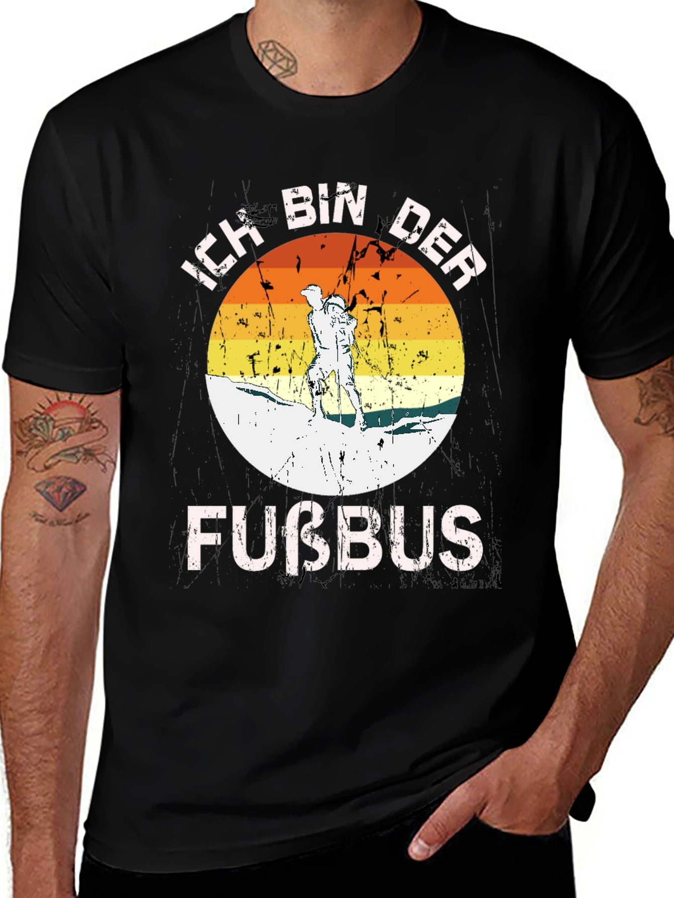Ich Bin Der Fussbus Hiking T-Shirt - Black