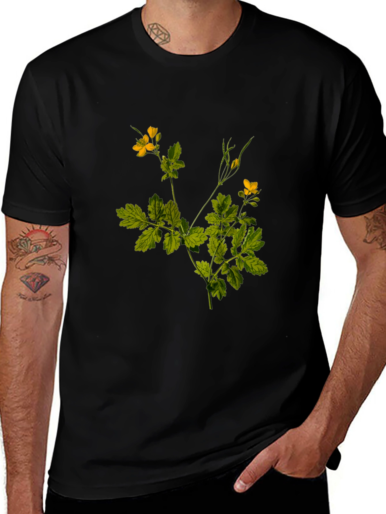 Variant 25 of Botanical Print Black T-Shirt