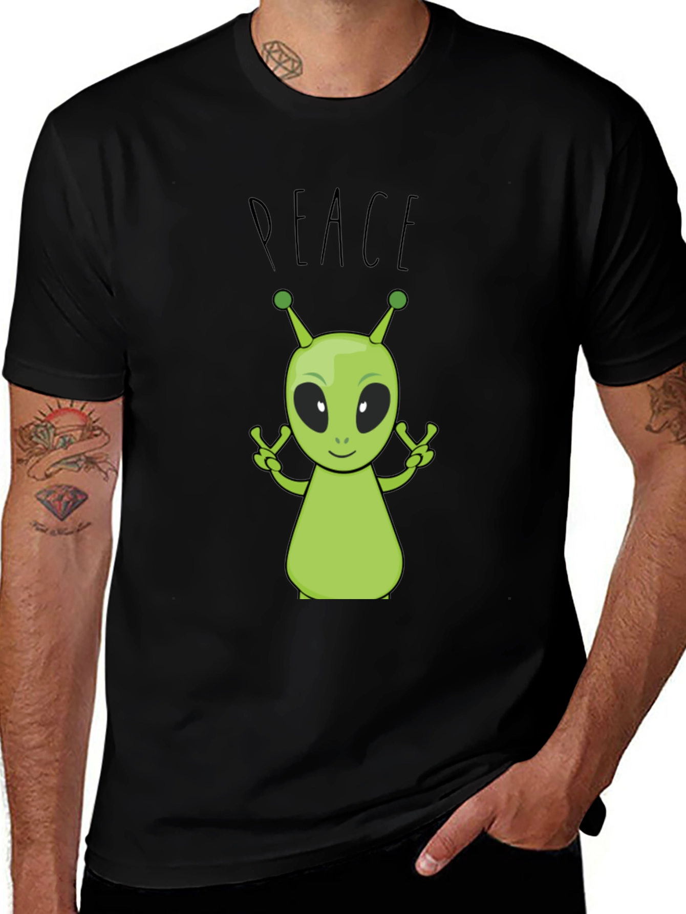 Variant 17 of Alien Peace Sign Graphic T-Shirt