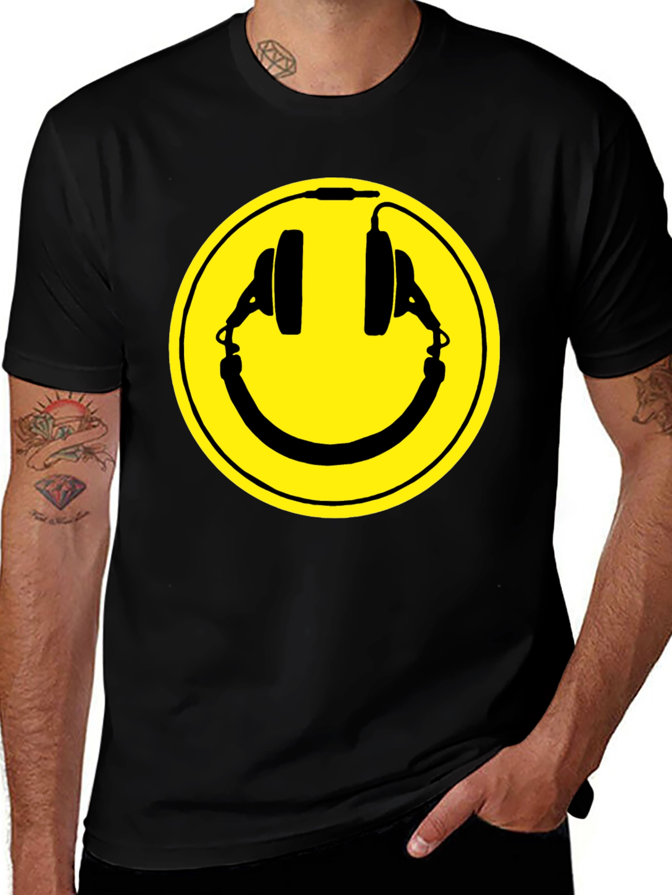 Variant 5 of Smiley Face Headphones Graphic T-Shirt - Black