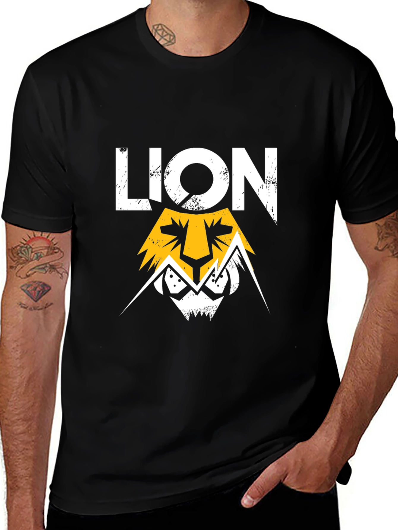 Variant 28 of Lion Graphic Print Black T-Shirt