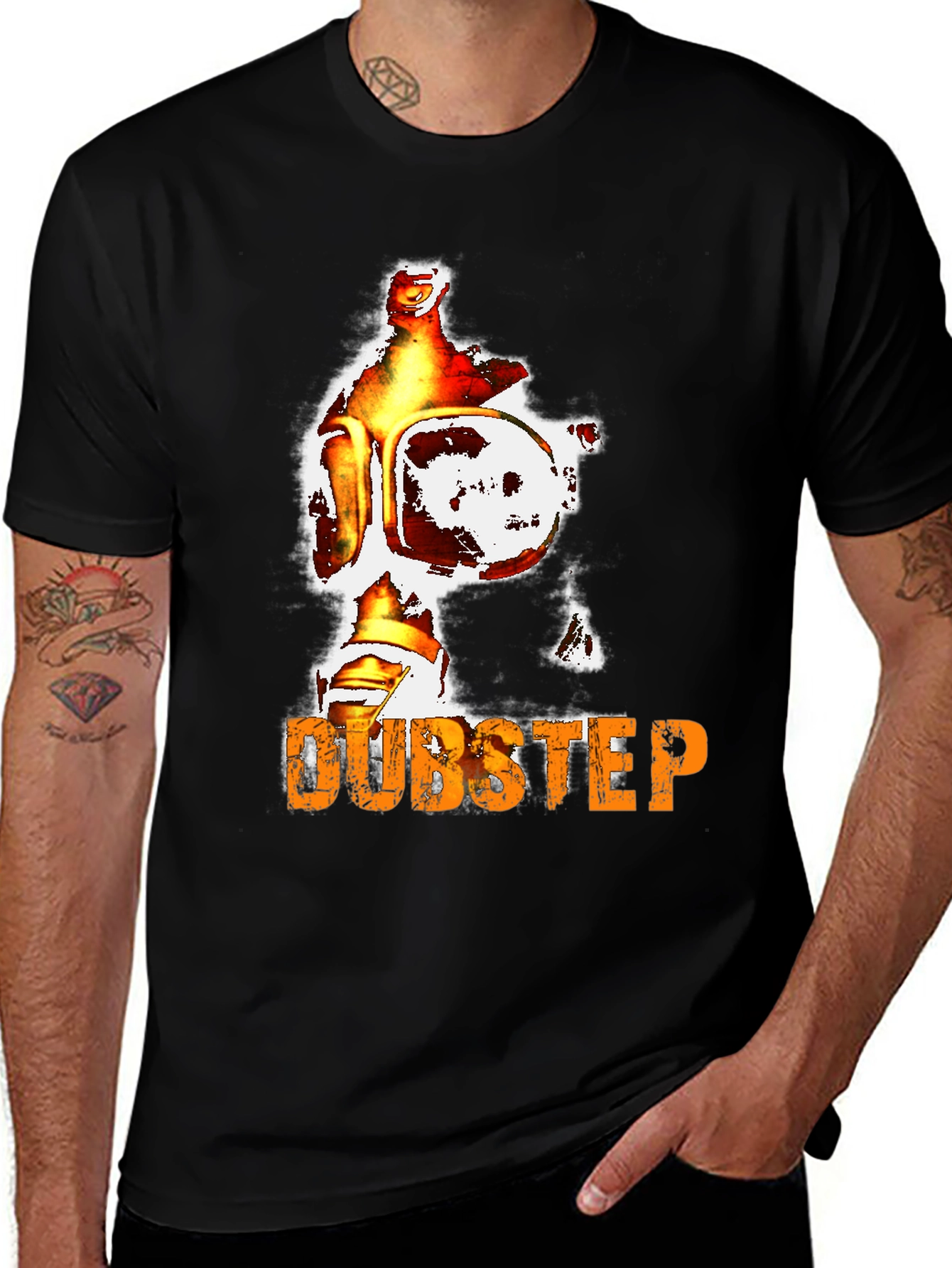 Dubstep Graphic Print Tee - Edgy Style