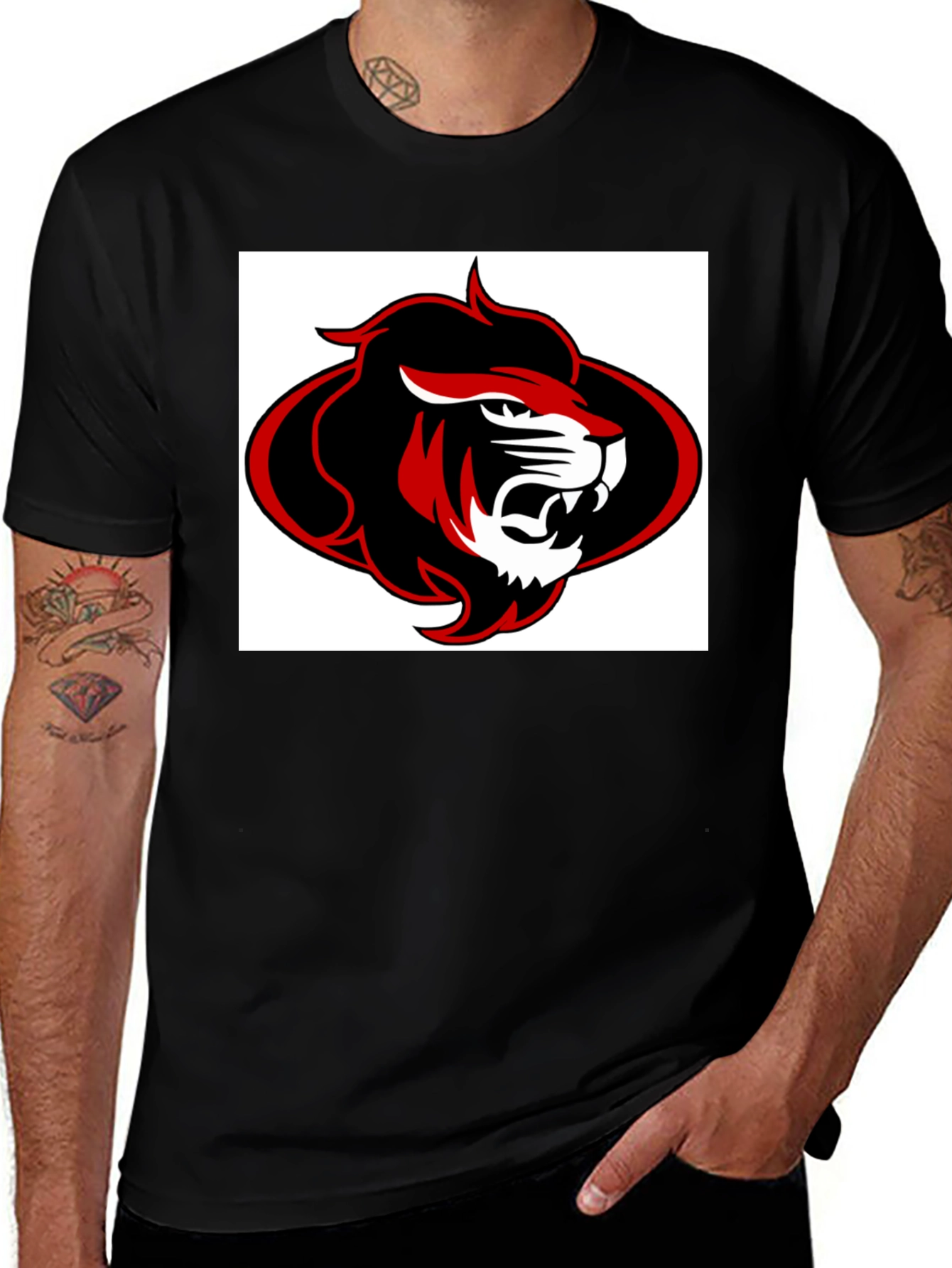 Variant 23 of Lion Graphic Black T-Shirt