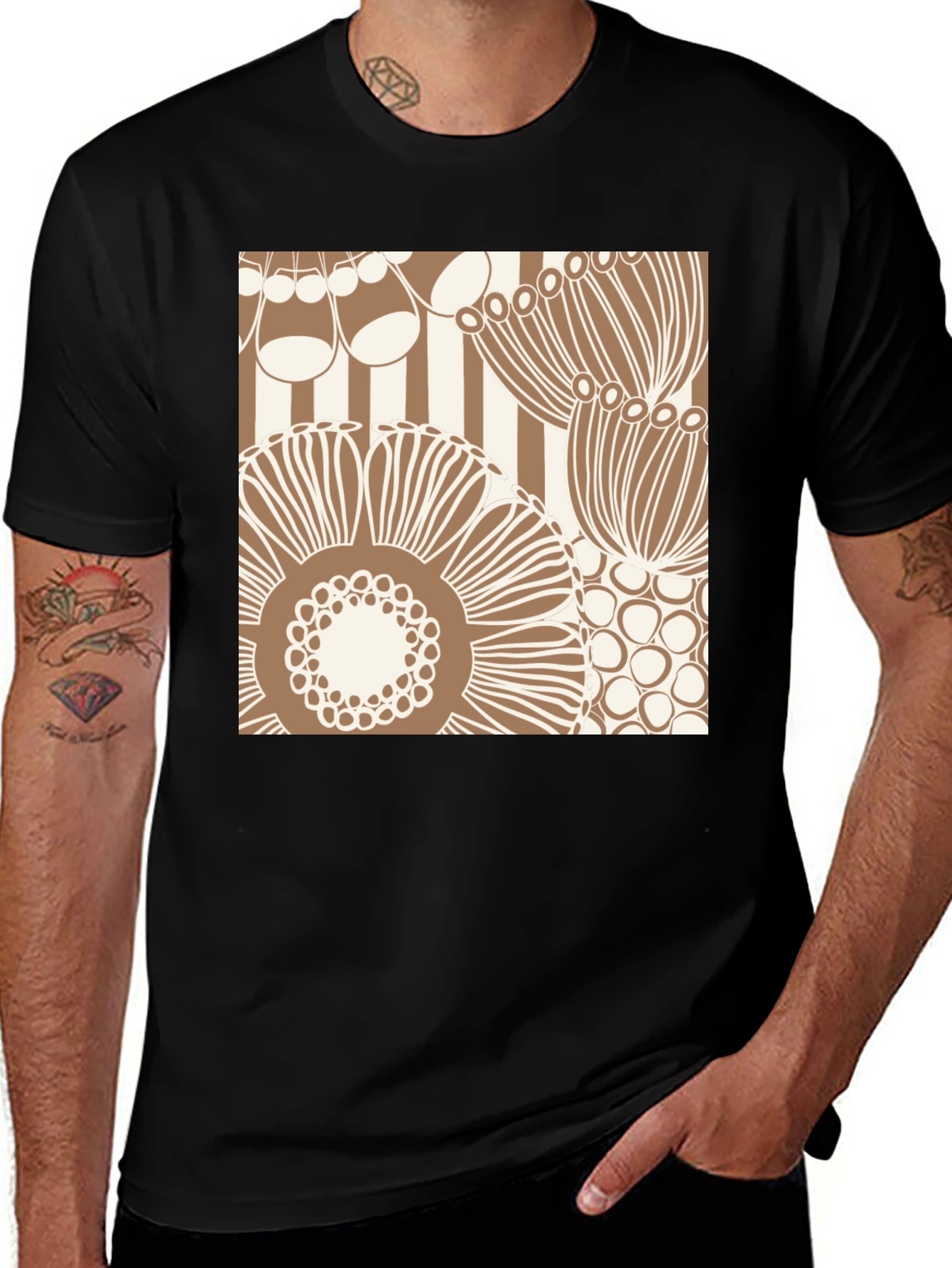 Variant 9 of Retro Floral Print T-Shirt - Black