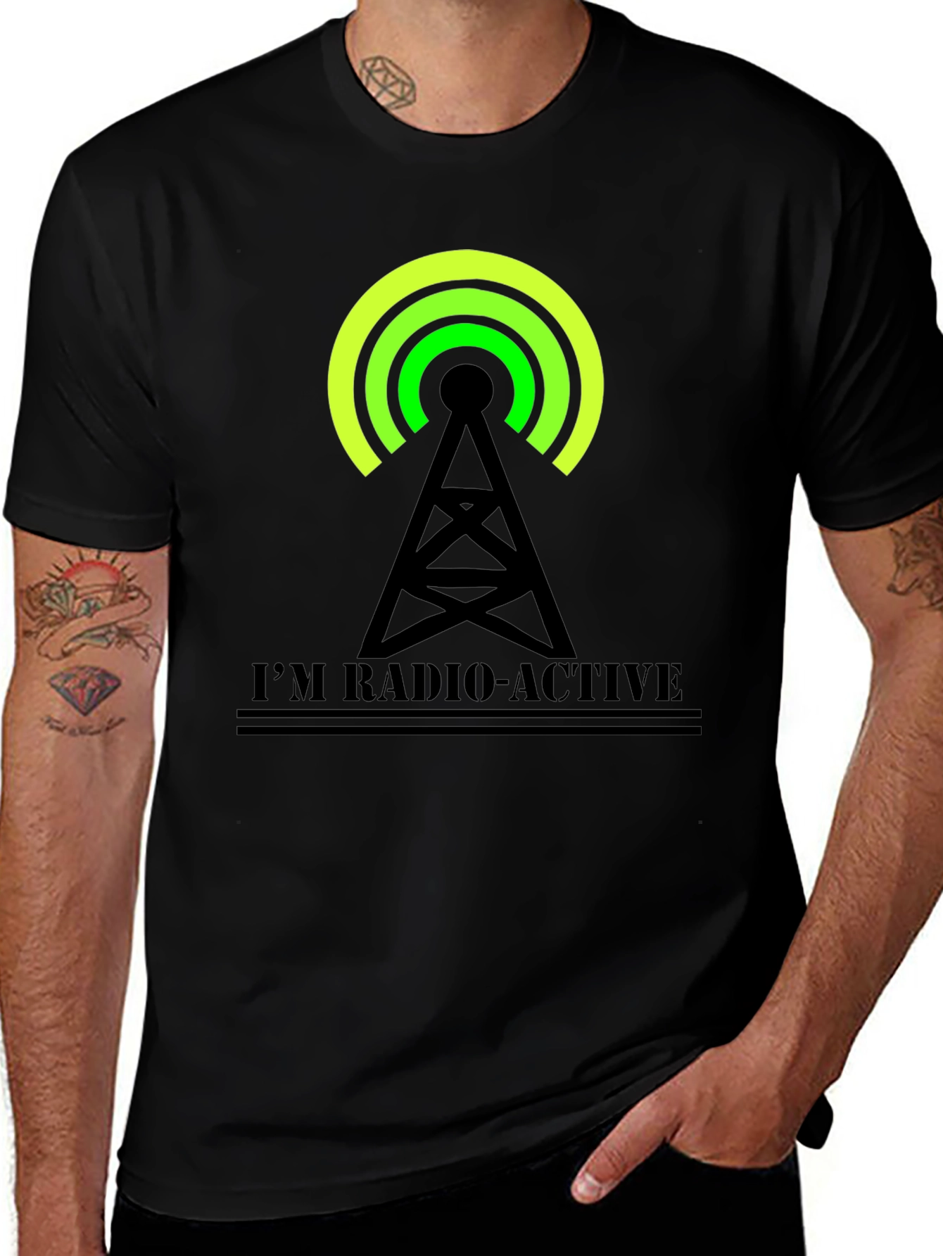 Variant 15 of I'm Radio-Active Graphic T-Shirt - Black