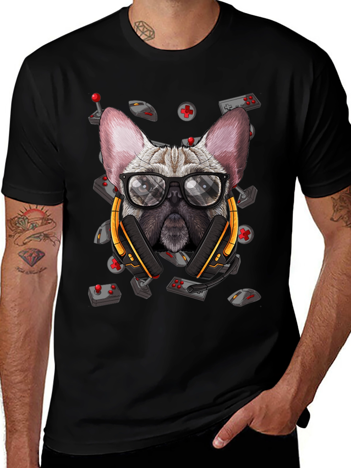 Variant 2 of Gamer Dog T-Shirt - Bulldog with Headset & Glasses