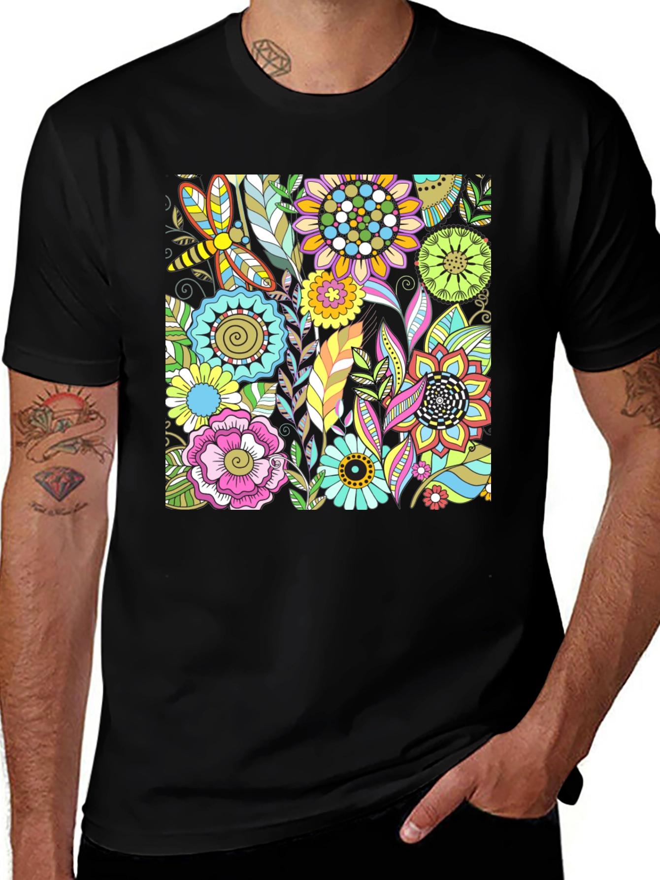 Variant 14 of Floral Print Black T-Shirt