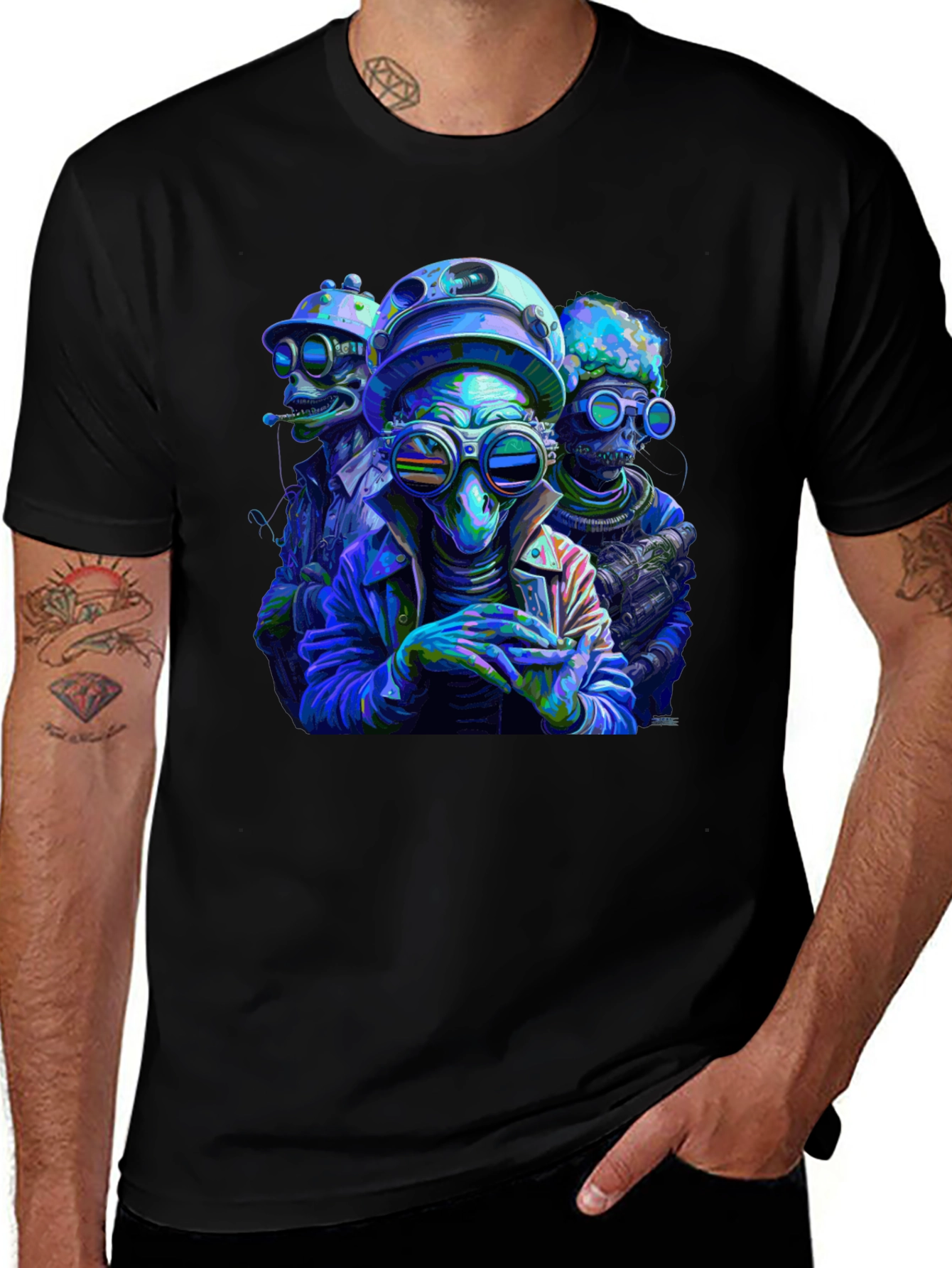 Variant 13 of Cool Alien Squad Black Graphic Tee