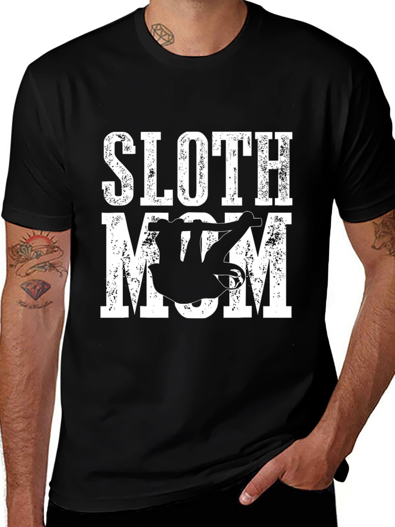 Variant 24 of Sloth Mom T-Shirt - Cute Graphic Tee