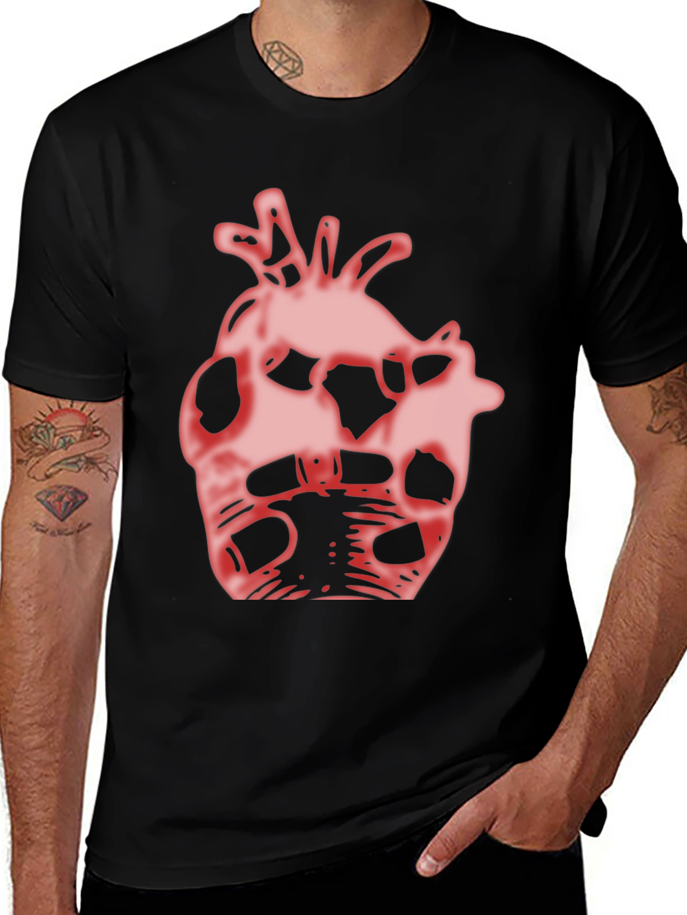 Variant 14 of Graphic Heart Print Black Casual T-Shirt