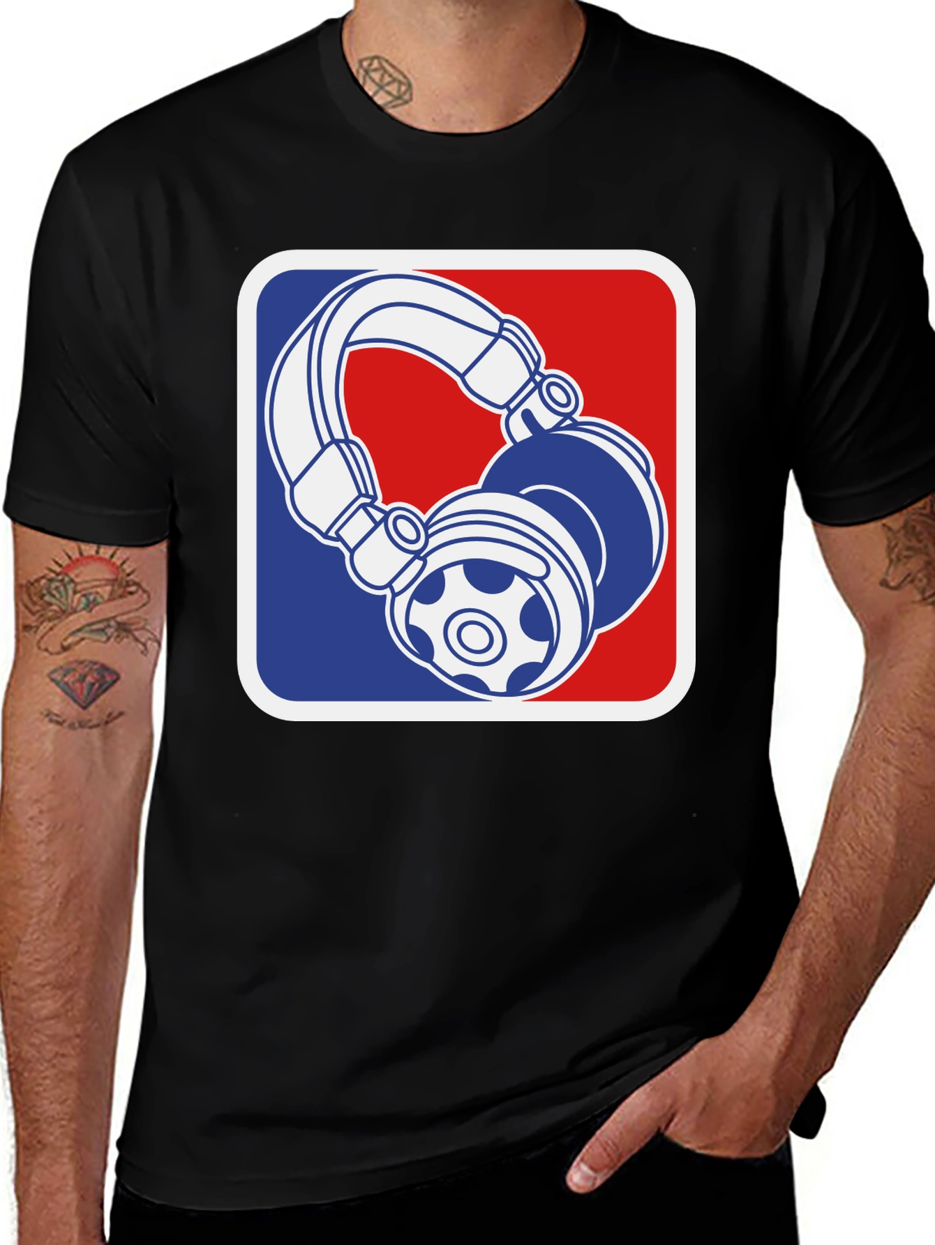 Variant 28 of Cool DJ Headphones Graphic T-Shirt