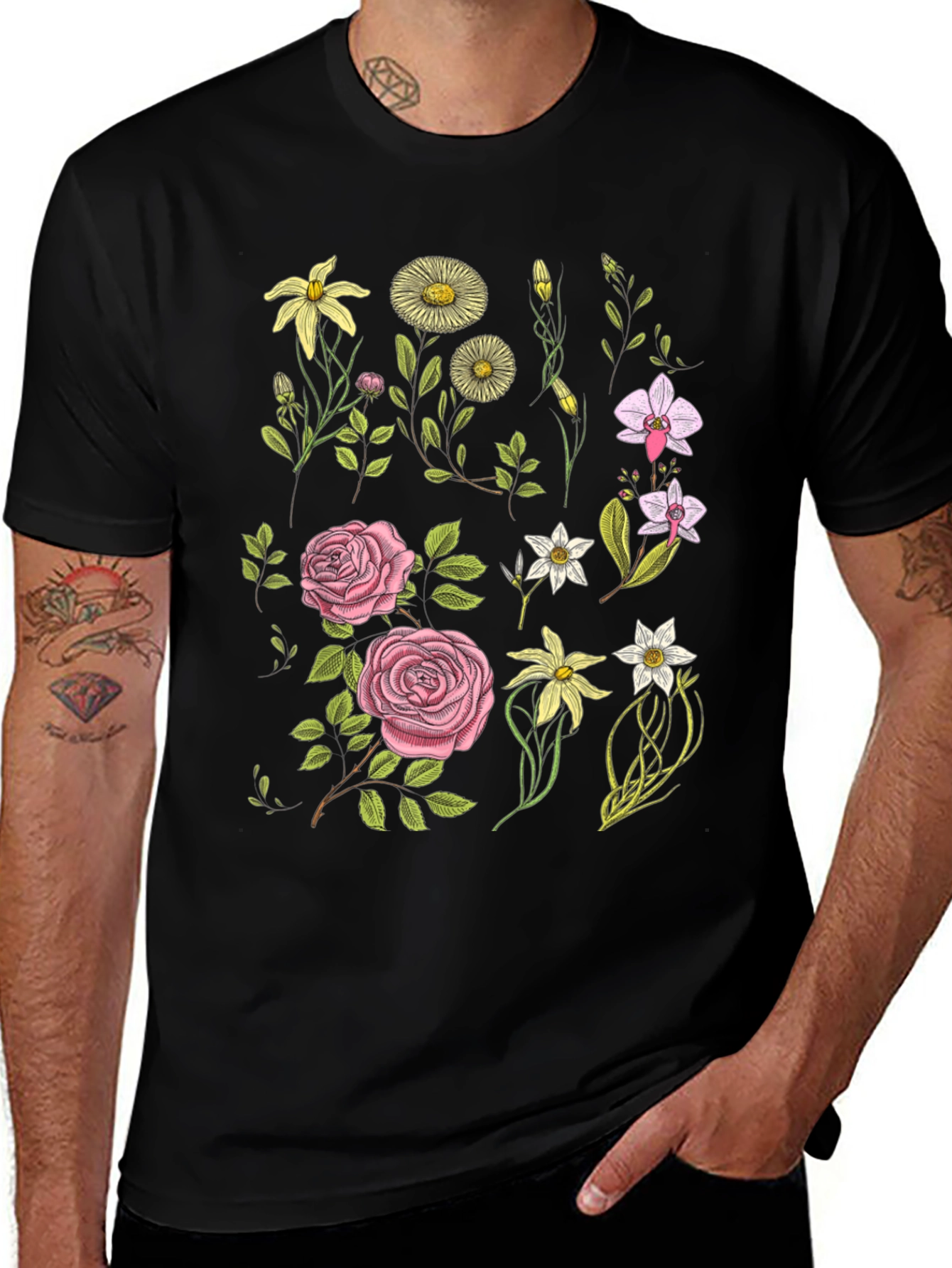 Variant 18 of Floral Print Black T-Shirt