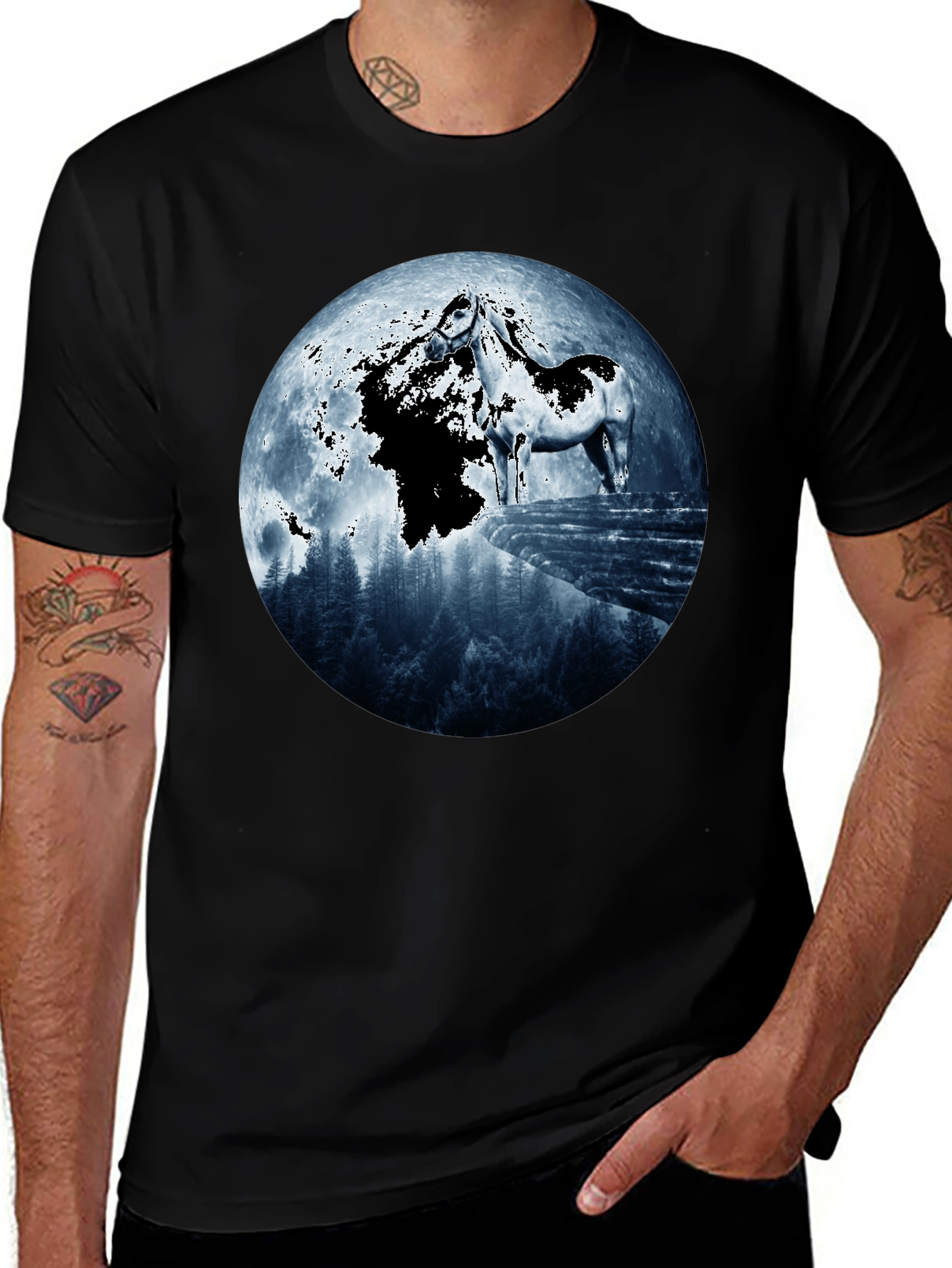 Variant 9 of Horse & Moon Graphic T-Shirt - Black