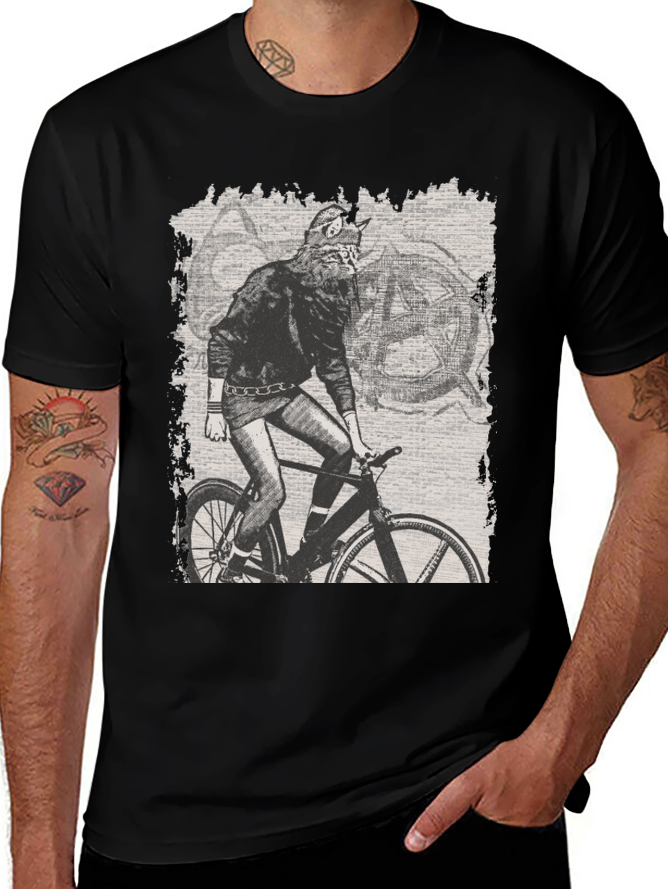 Wolf Biker Graphic Tee - Vintage Style Black T-Shirt
