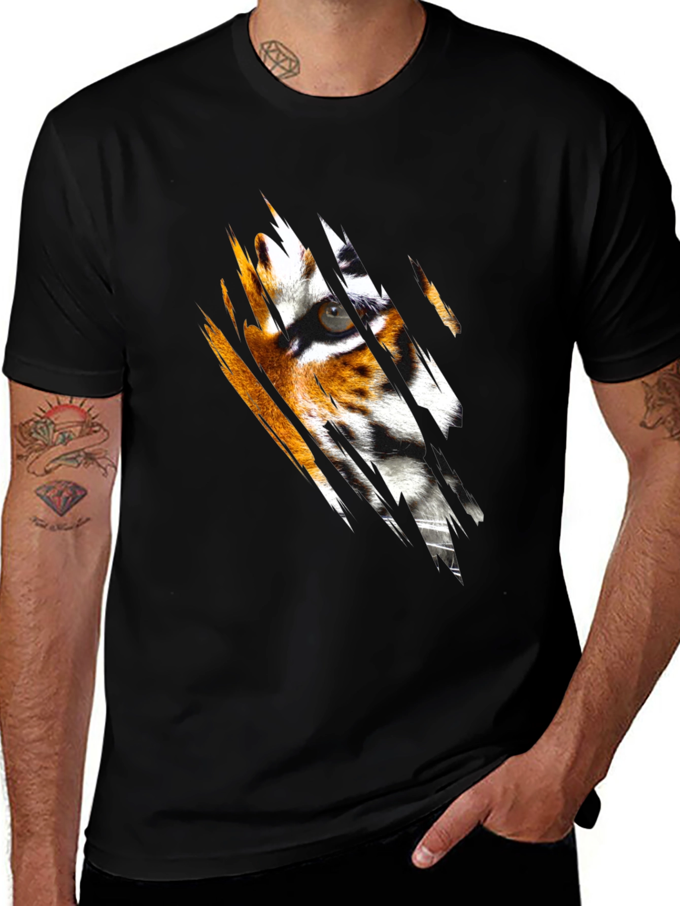 Variant 13 of Tiger Eye Graphic Black T-Shirt