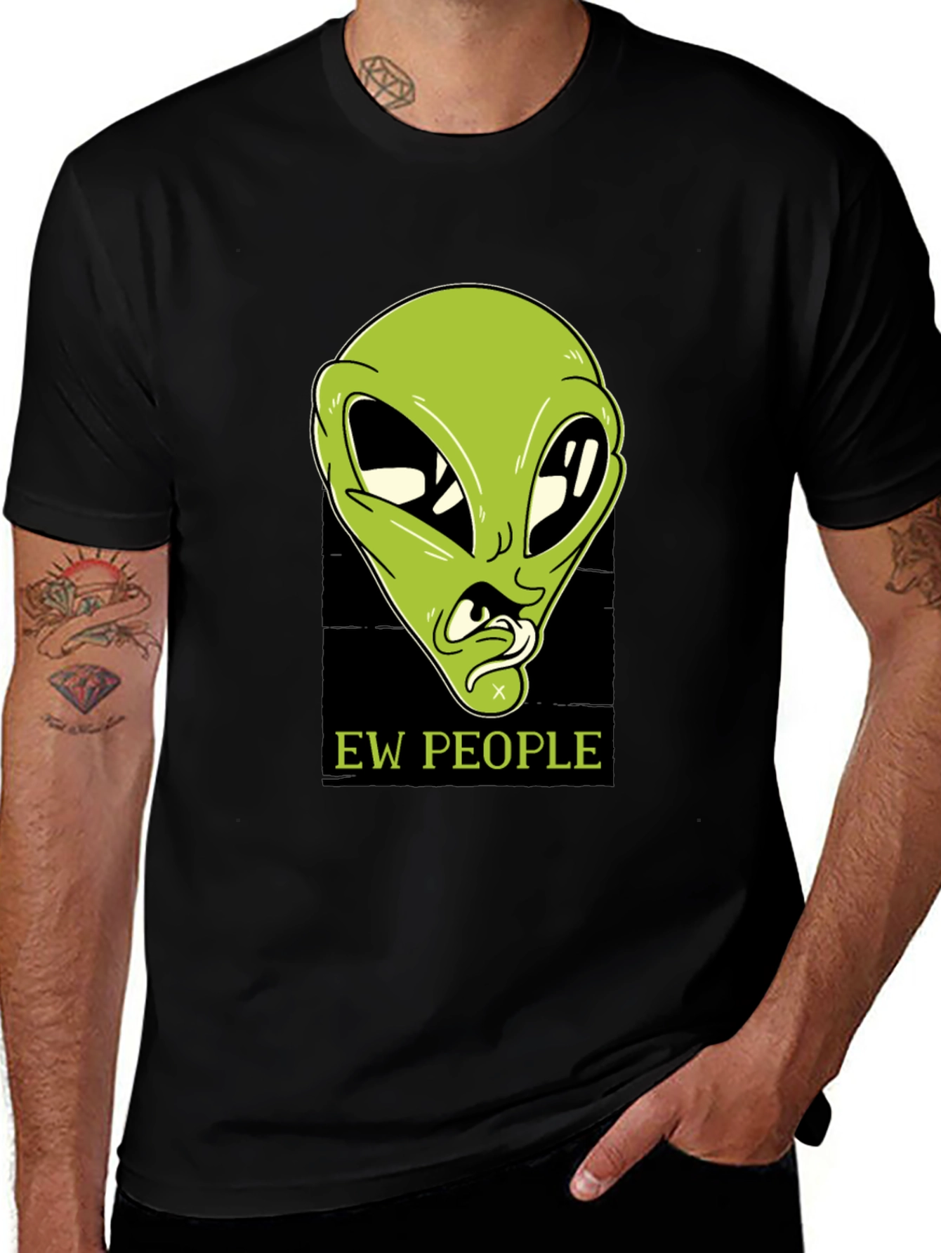 Variant 15 of Ew People Alien Graphic T-Shirt