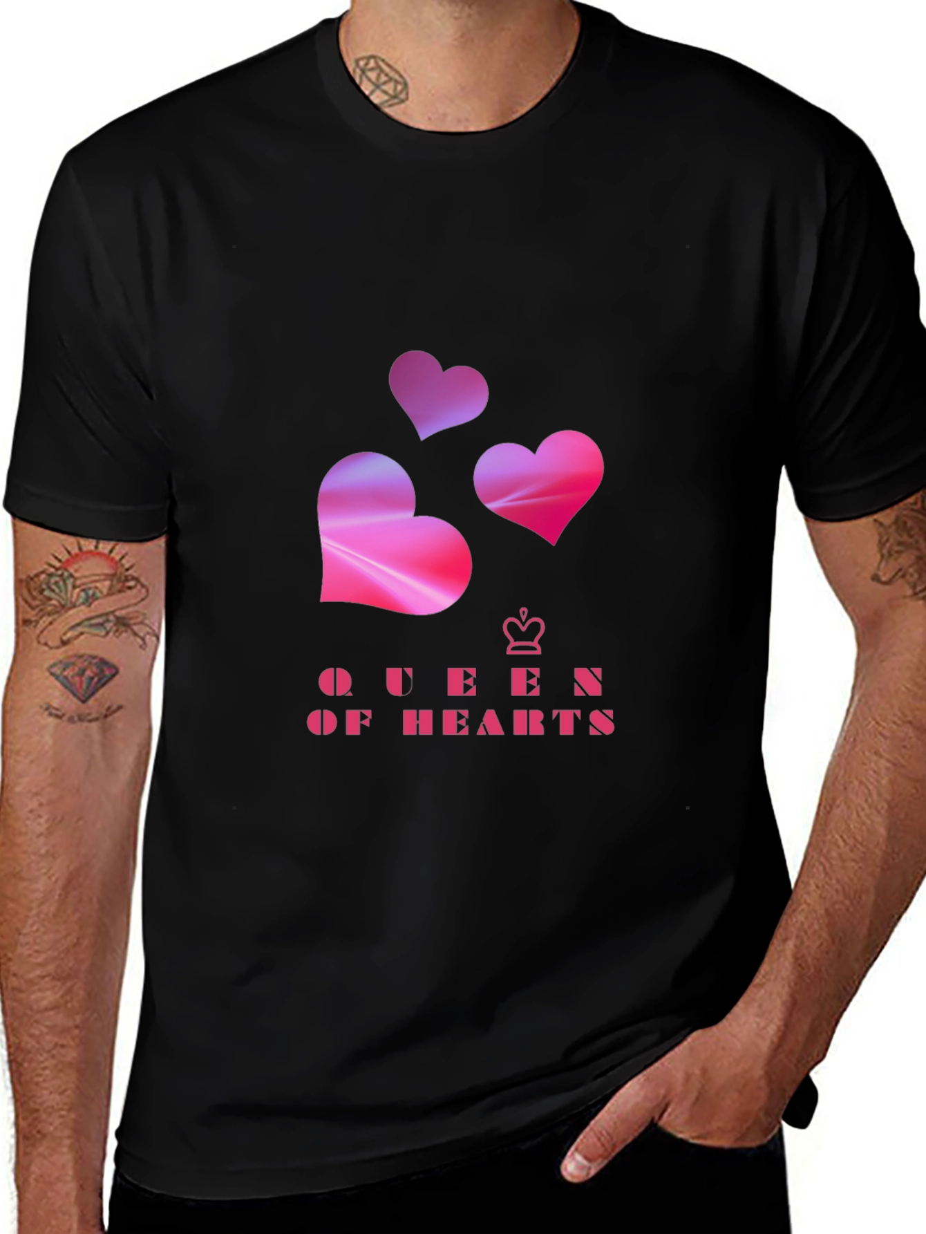 Variant 22 of Queen of Hearts Graphic Black Tee