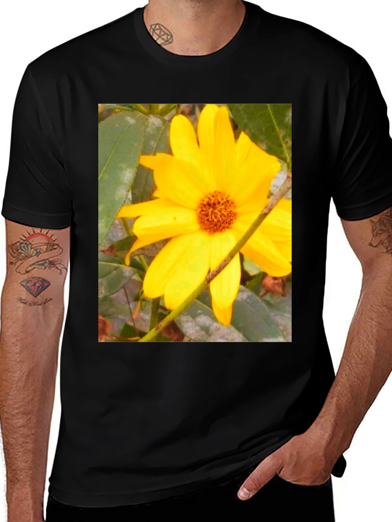 Variant 24 of Sunflower Print Black T-Shirt
