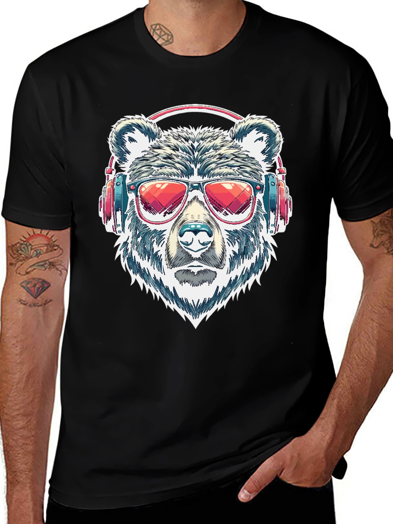 Variant 3 of Cool Bear with Headphones Graphic T-Shirt
