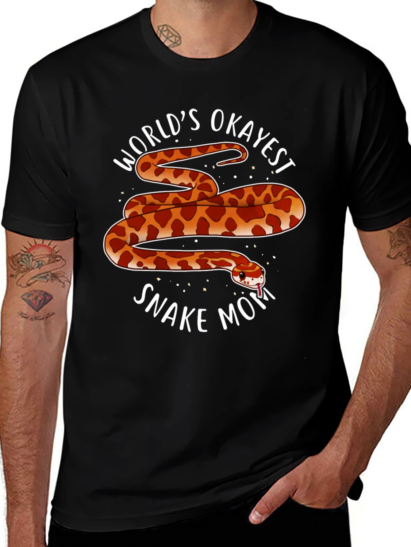 Variant 25 of World's Okayest Snake Mom T-Shirt