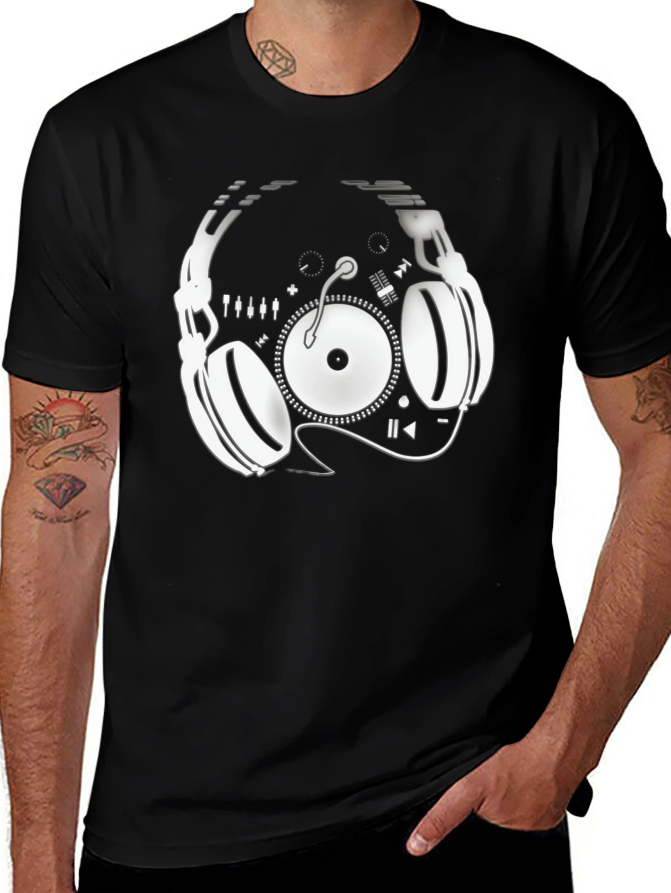 Variant 16 of DJ Headphone Turntable Graphic Tee