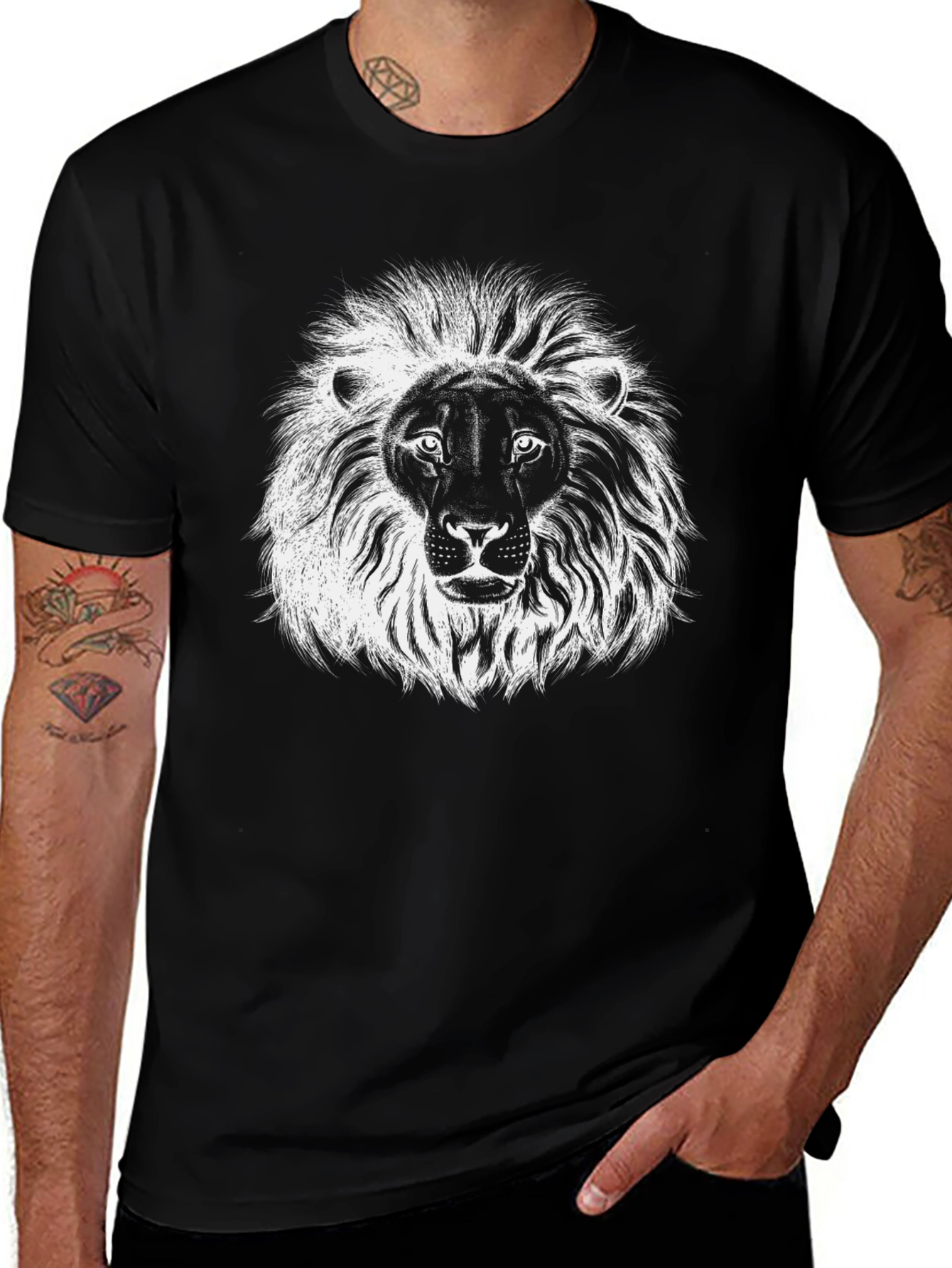Variant 2 of Lion Graphic Black T-Shirt