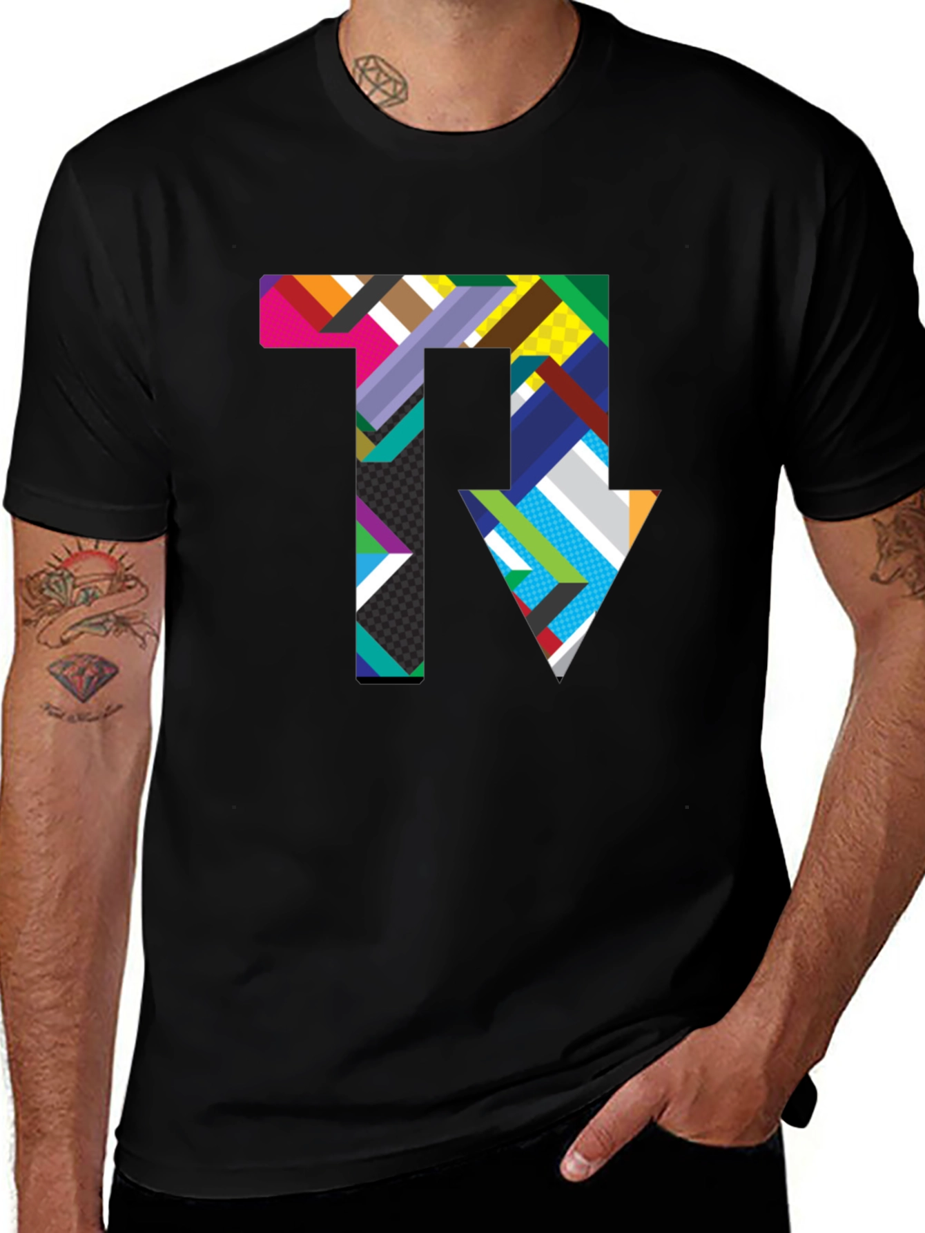 Variant 30 of Geometric Arrow Graphic Black T-Shirt