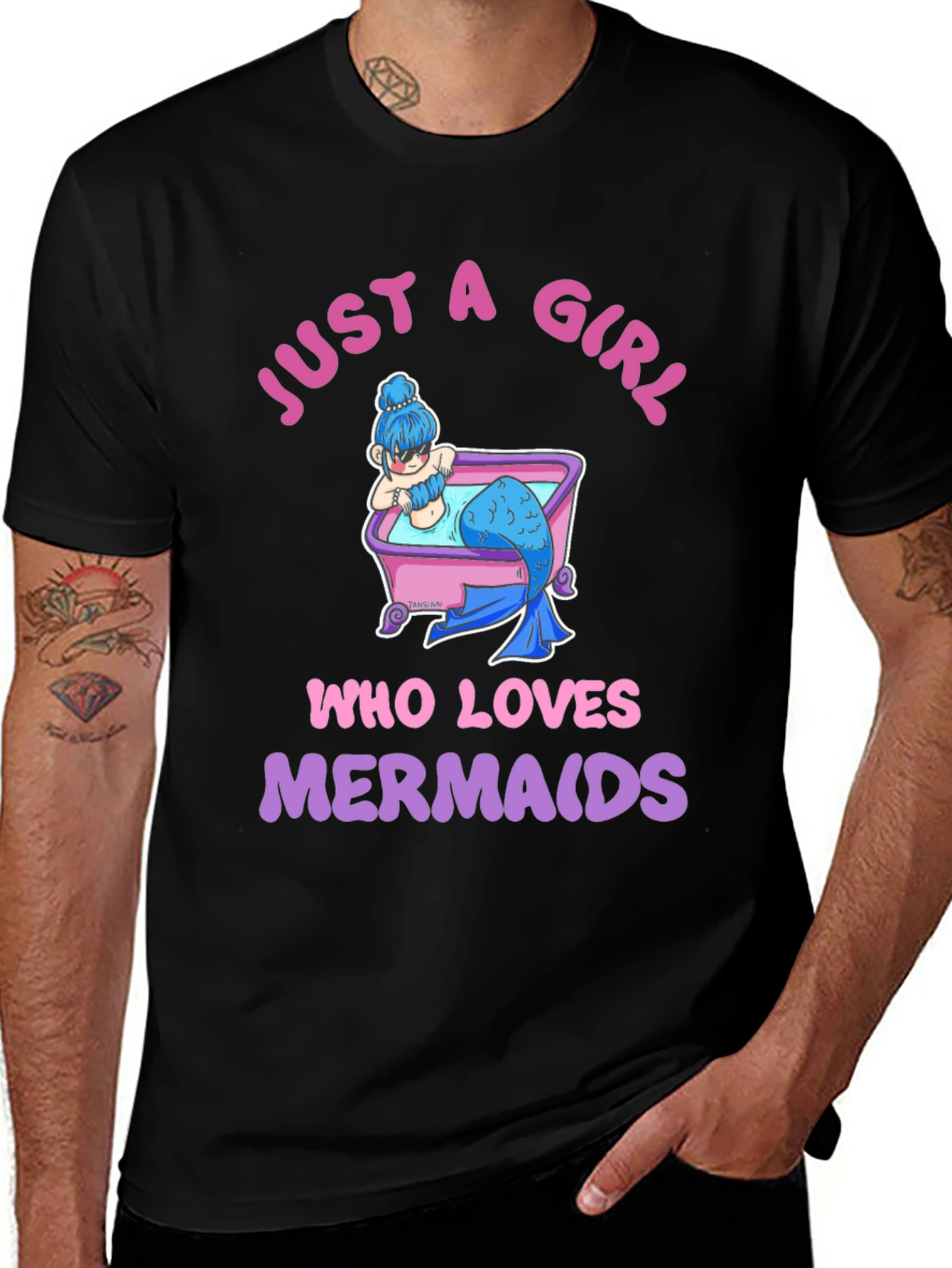Variant 7 of Just A Girl Who Loves Mermaids T-Shirt