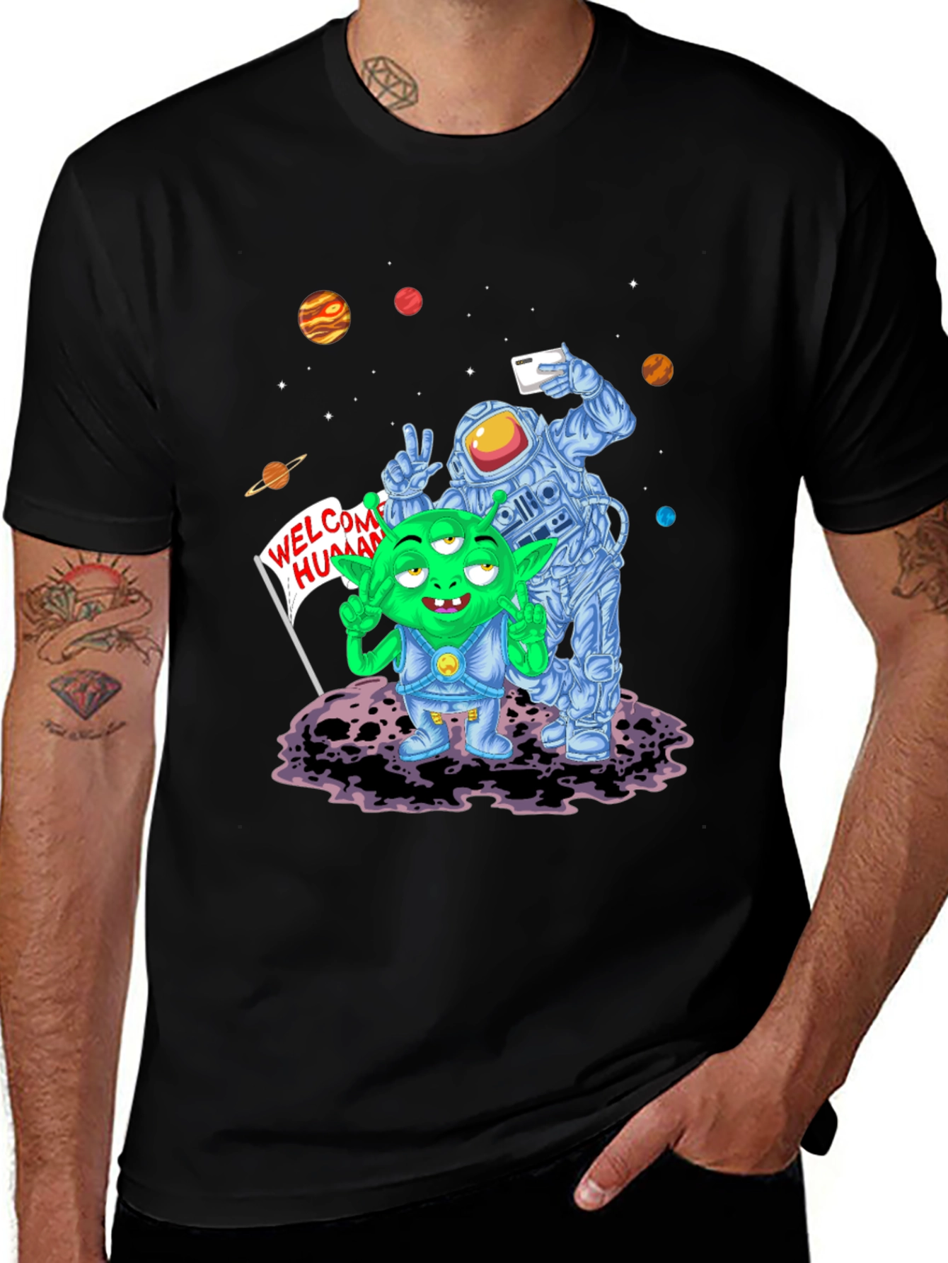 Variant 10 of Alien & Astronaut Selfie Graphic T-Shirt
