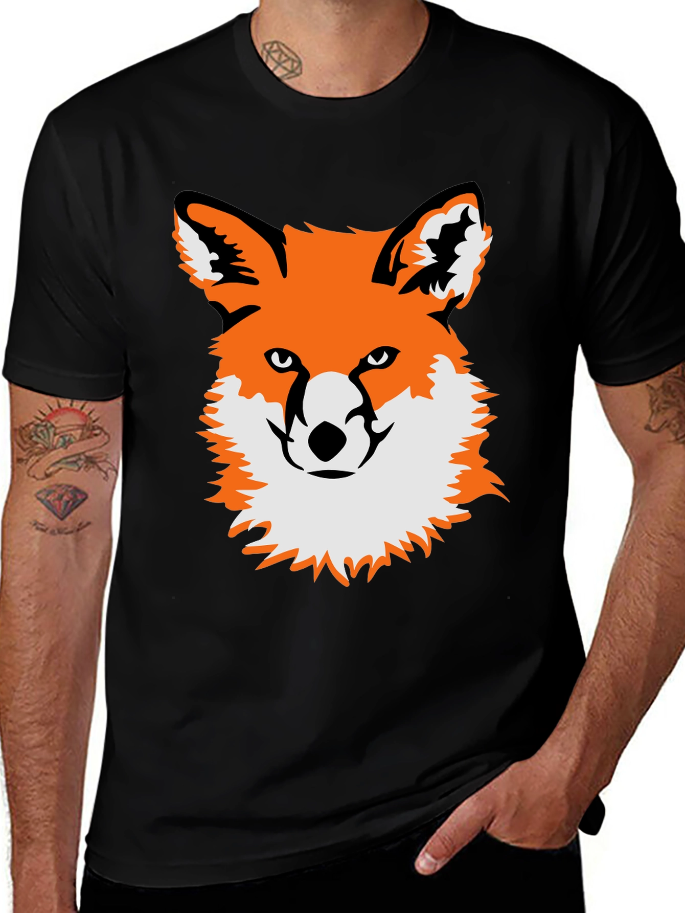 Variant 13 of Fox Graphic Black T-Shirt - Unique Animal Tee