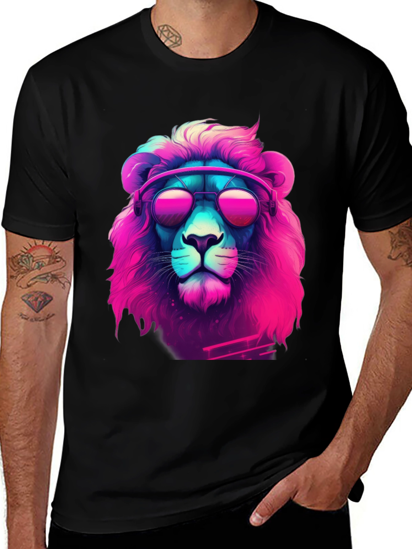 Retro Lion Graphic Tee - Cool Neon Style